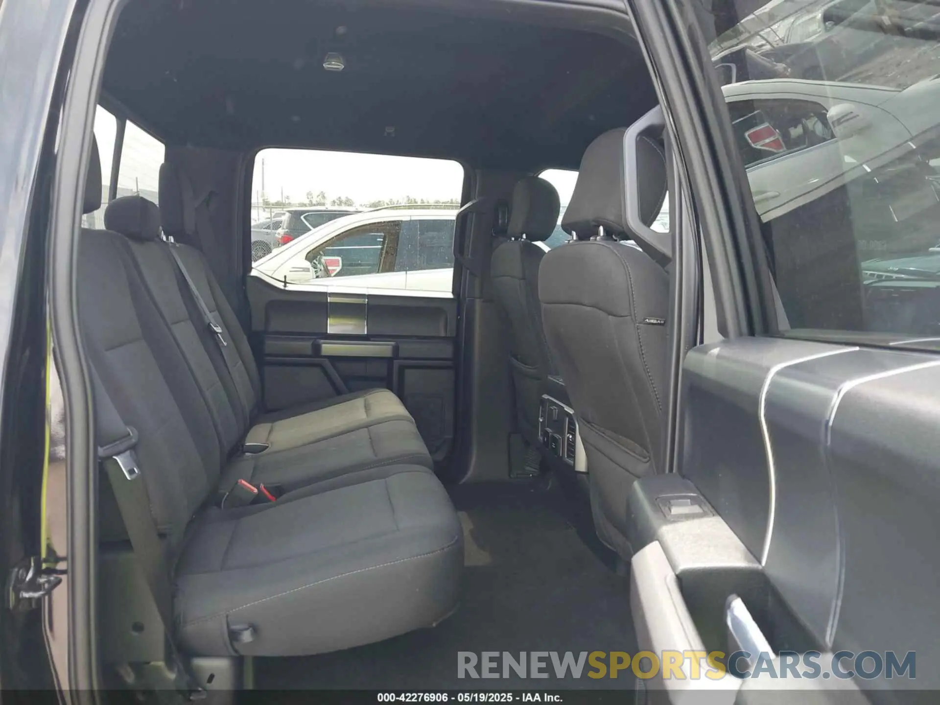 8 Photograph of a damaged car 1FTEW1C53KKF14644 FORD F-150 2019