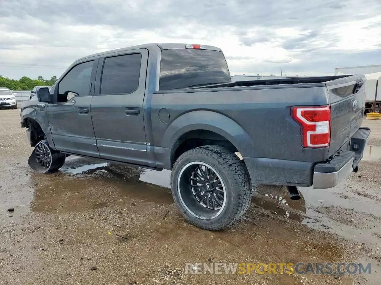 2 Photograph of a damaged car 1FTEW1C56KFA65033 FORD F-150 2019