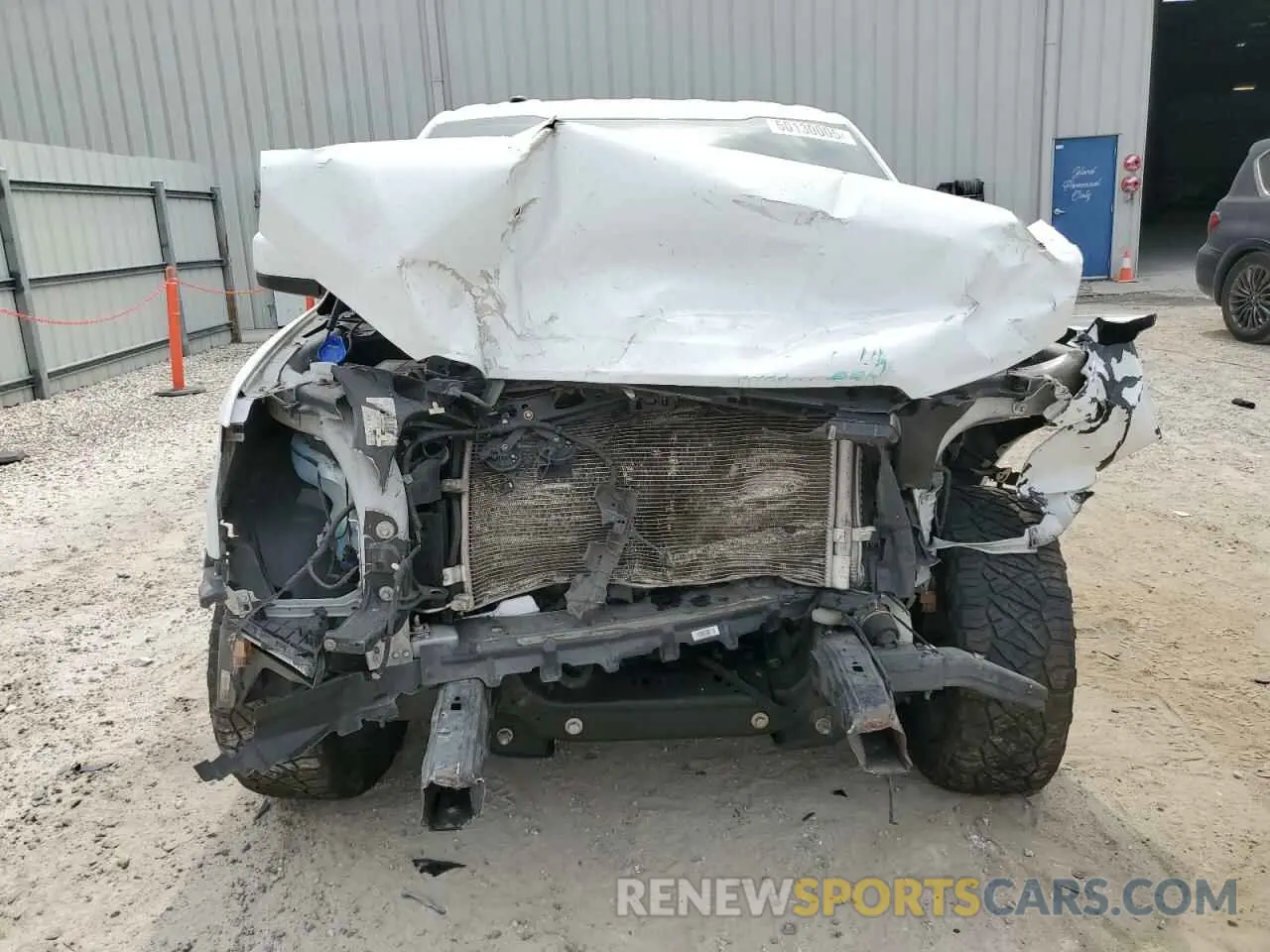 5 Photograph of a damaged car 1FTEW1C57KFD41736 FORD F-150 2019