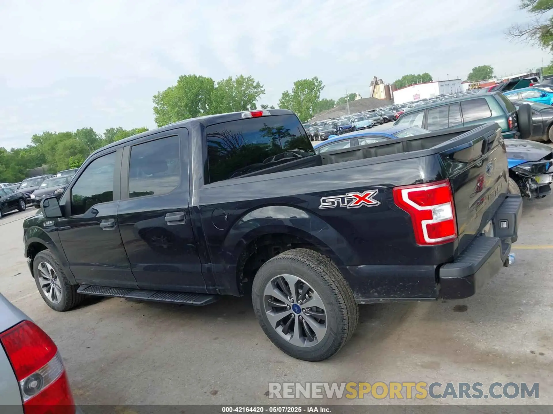 14 Photograph of a damaged car 1FTEW1C57KKC20597 FORD F-150 2019