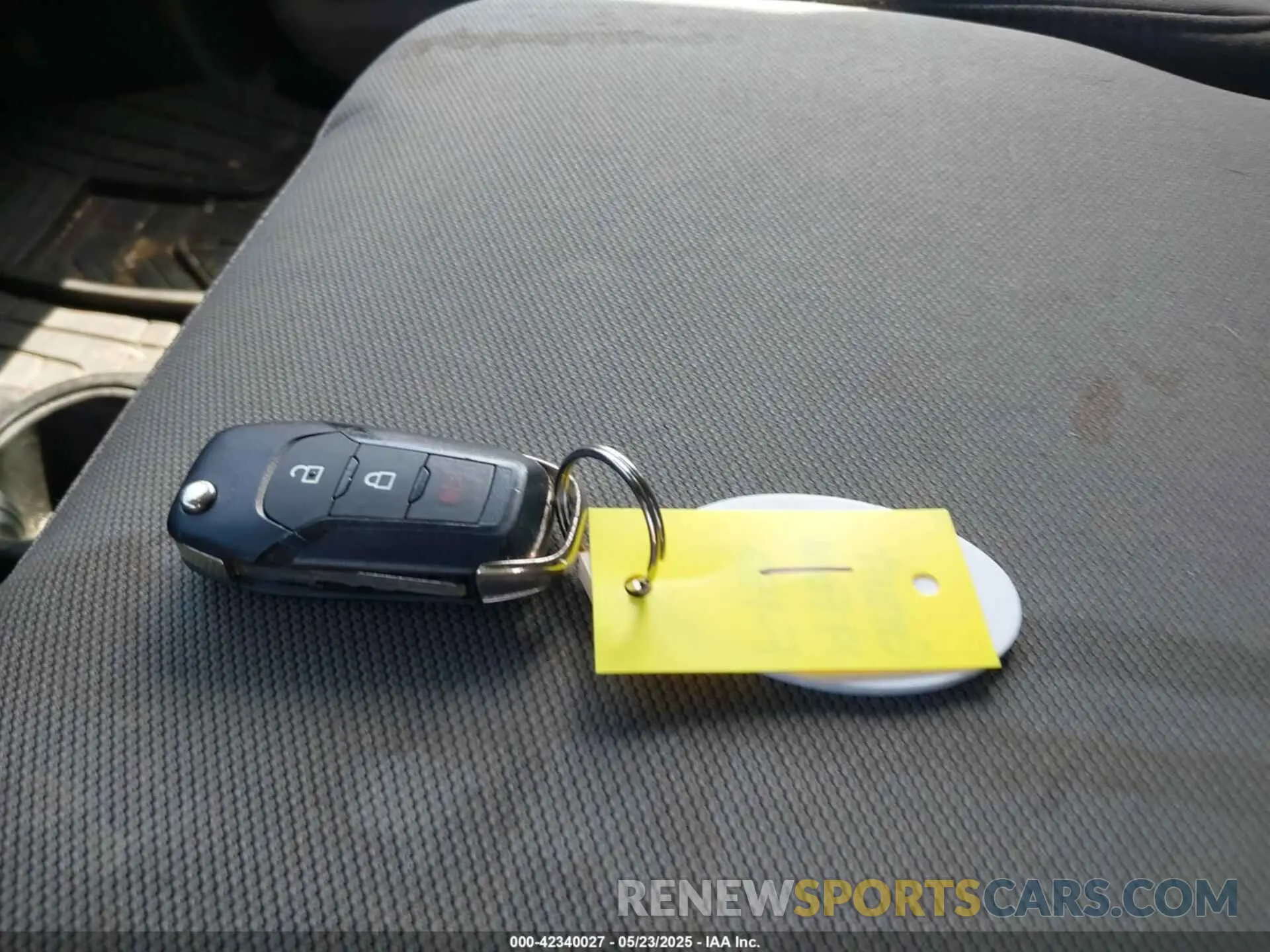 11 Photograph of a damaged car 1FTEW1C59KFD35078 FORD F-150 2019