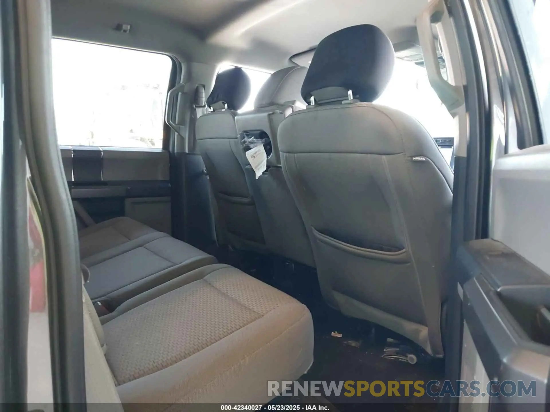 8 Photograph of a damaged car 1FTEW1C59KFD35078 FORD F-150 2019