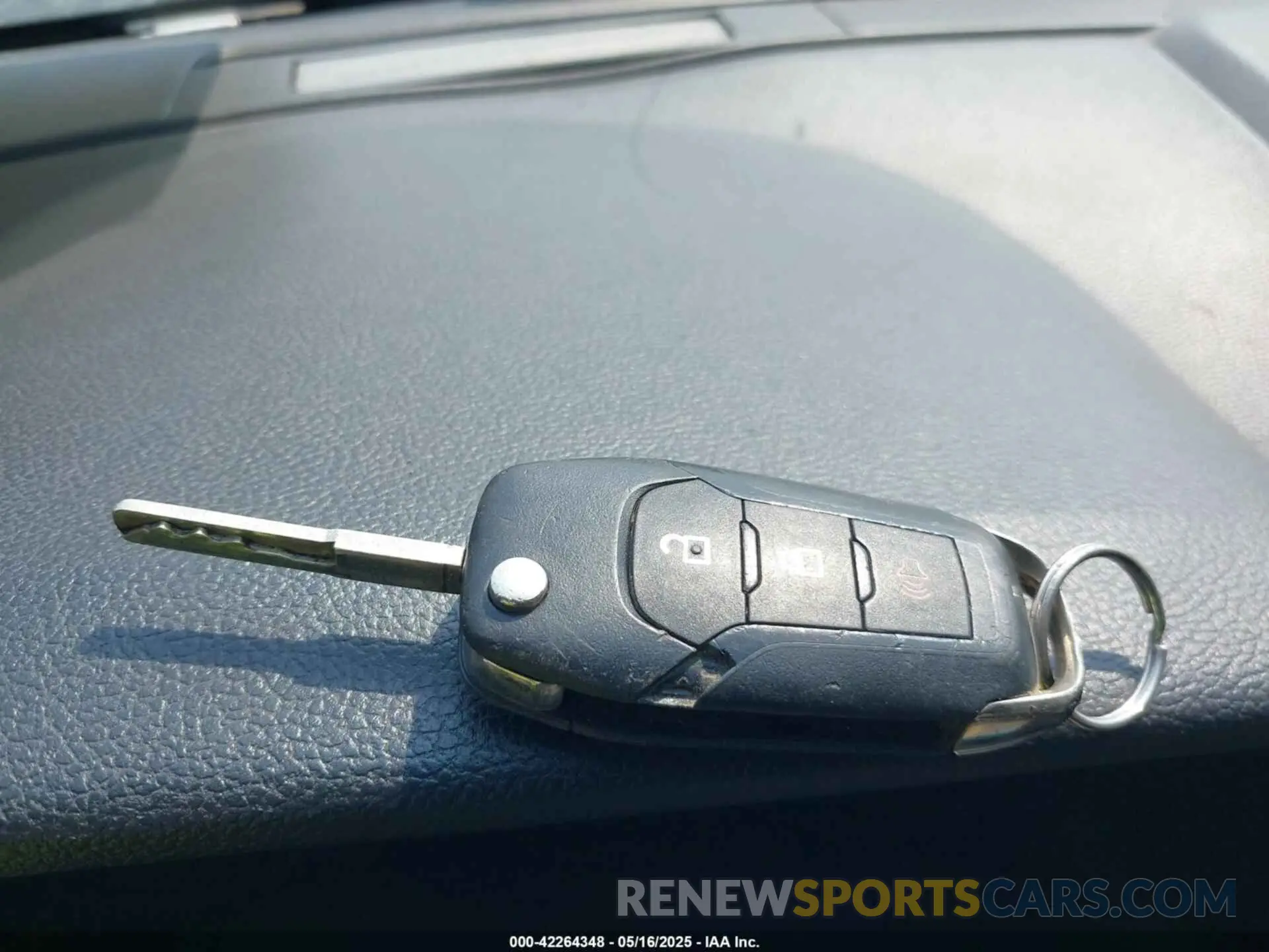 11 Photograph of a damaged car 1FTEW1C59KKC99982 FORD F-150 2019
