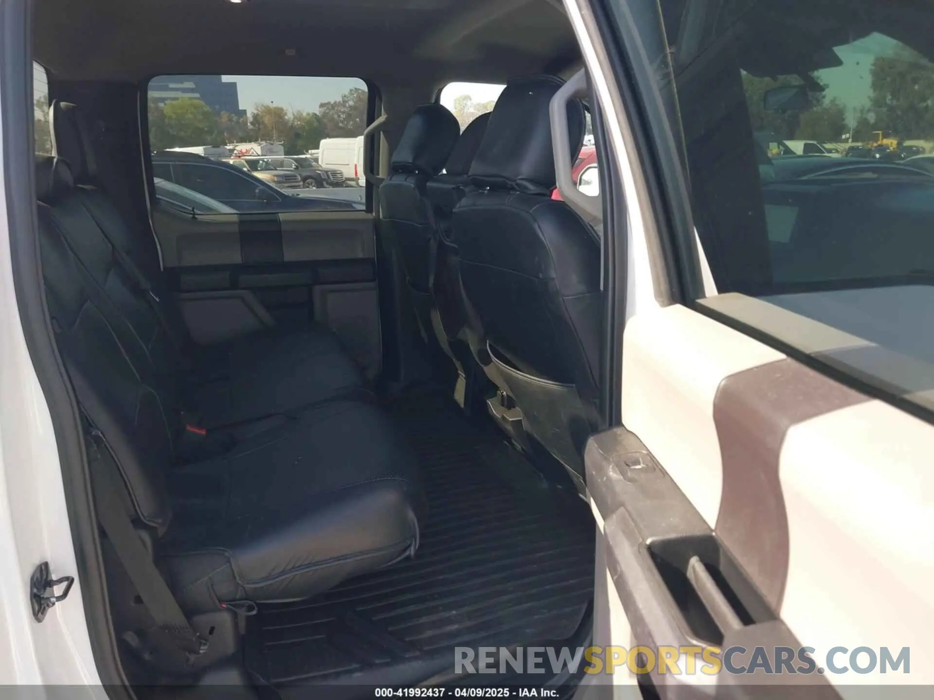 8 Photograph of a damaged car 1FTEW1C59KKE70231 FORD F-150 2019