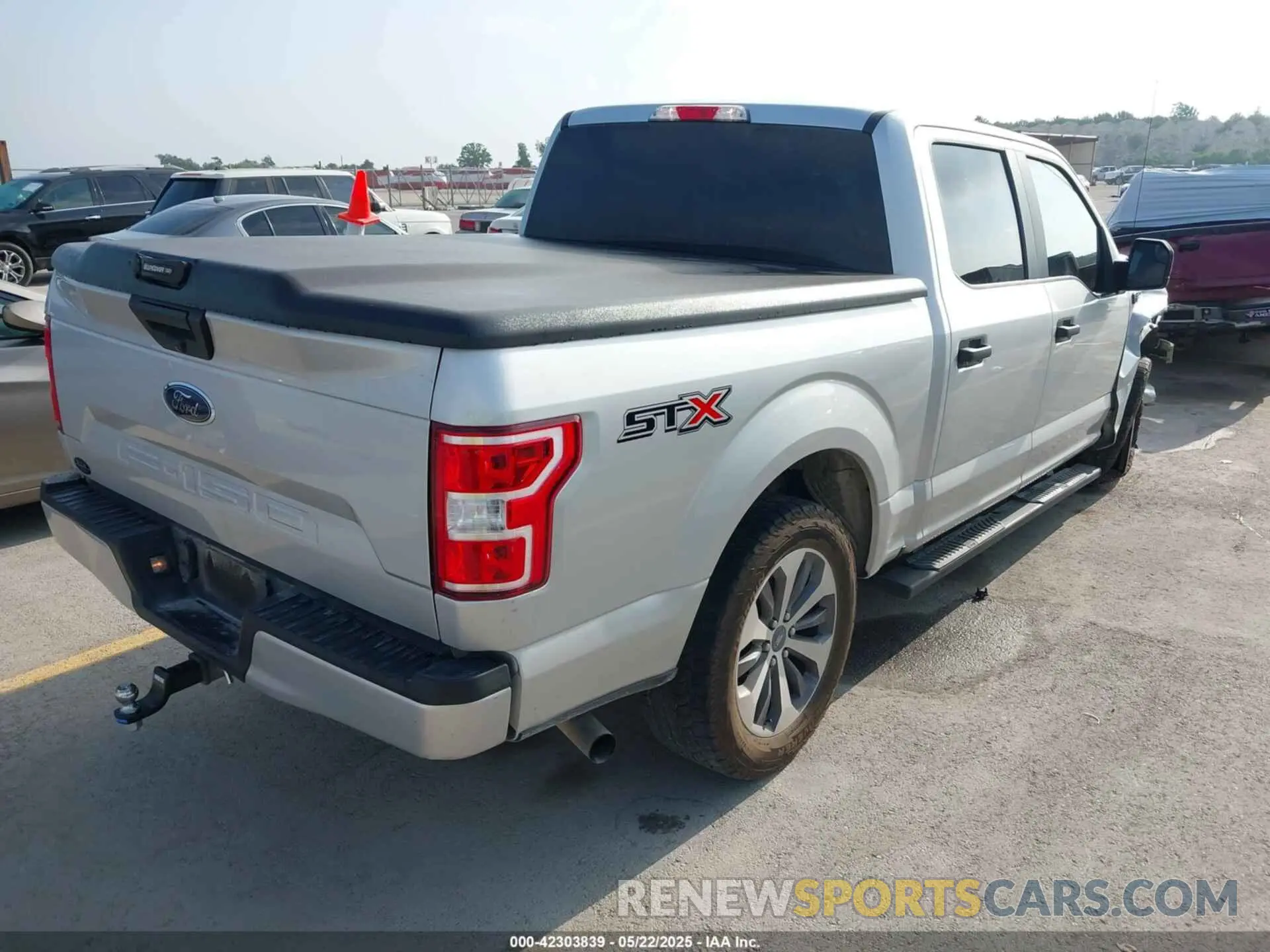 4 Photograph of a damaged car 1FTEW1C59KKE91712 FORD F-150 2019