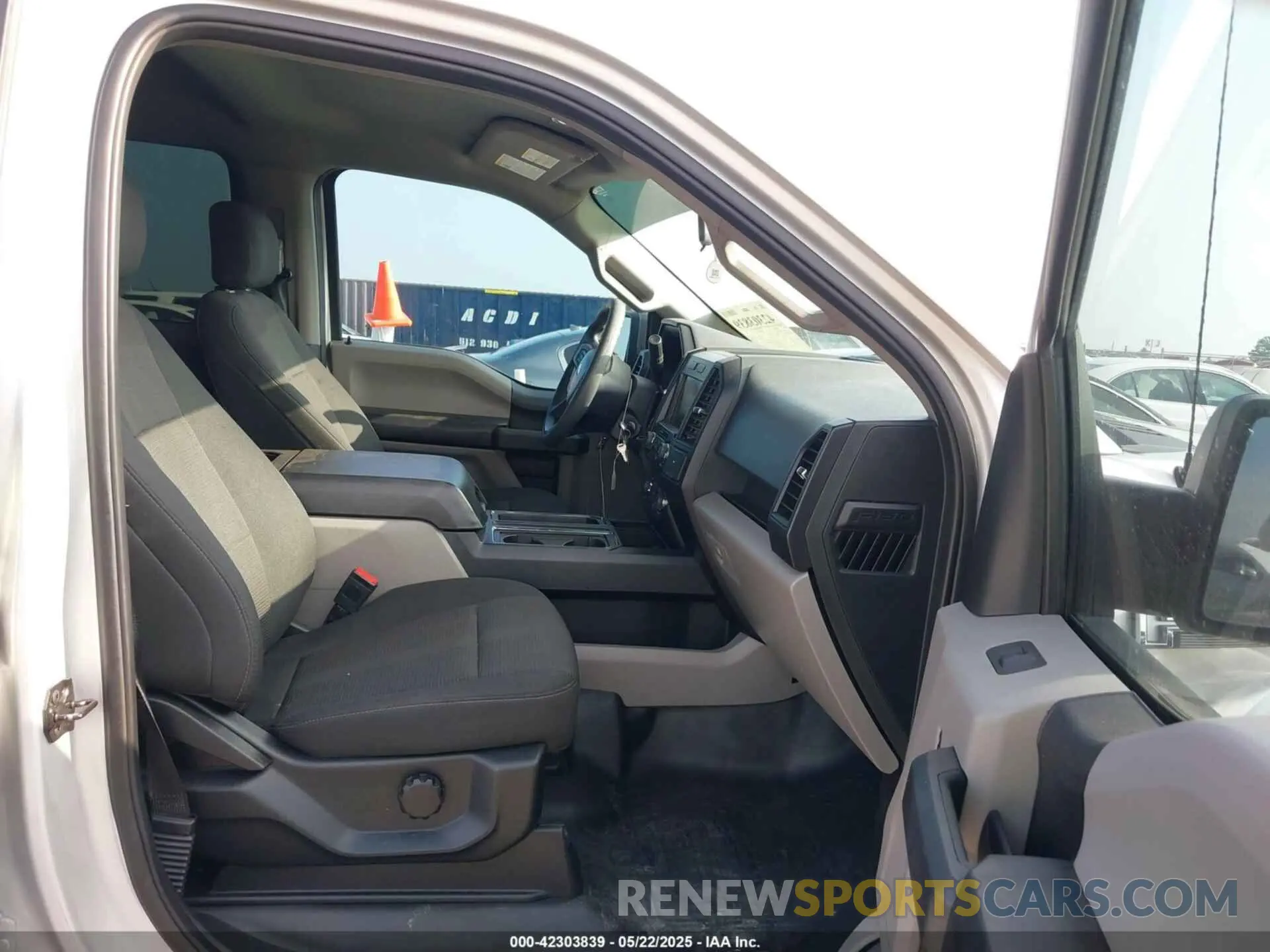 5 Photograph of a damaged car 1FTEW1C59KKE91712 FORD F-150 2019
