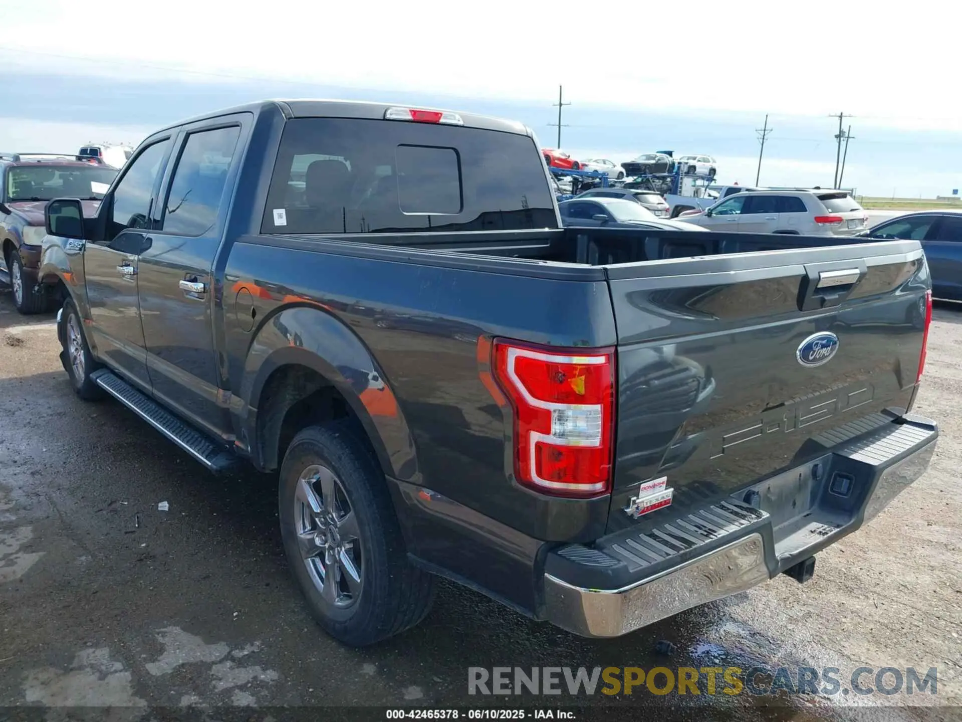 3 Photograph of a damaged car 1FTEW1C5XKKF31974 FORD F-150 2019