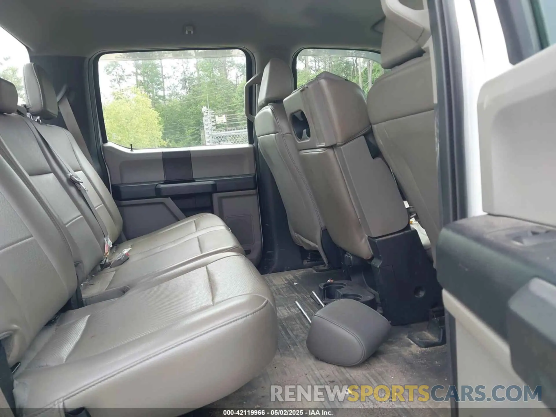 8 Photograph of a damaged car 1FTEW1CB3KKD58854 FORD F-150 2019