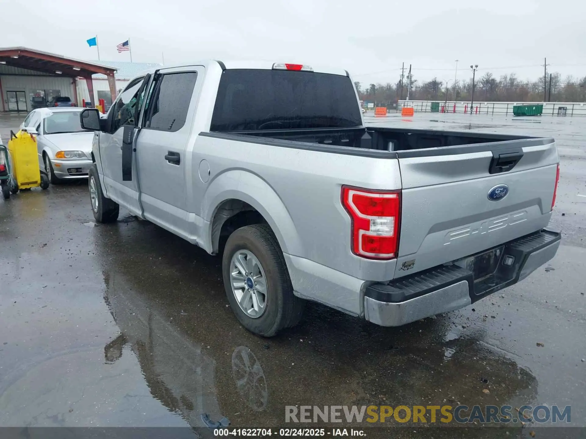 3 Photograph of a damaged car 1FTEW1CBXKFA20926 FORD F-150 2019