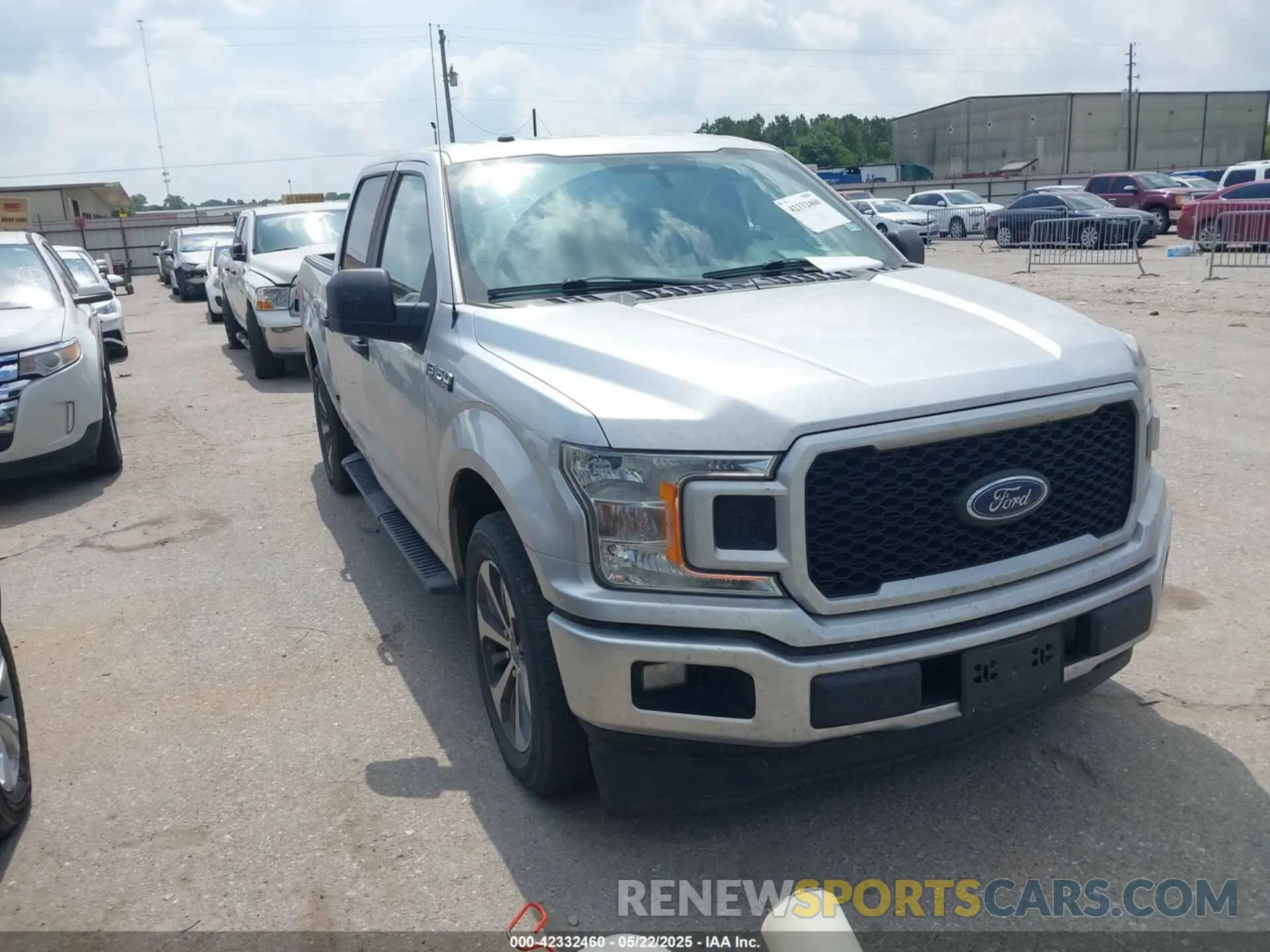 1 Photograph of a damaged car 1FTEW1CP0KFB03647 FORD F-150 2019