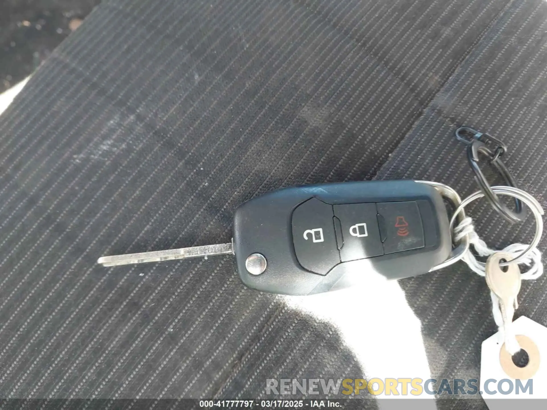 11 Photograph of a damaged car 1FTEW1CP2KFA14047 FORD F-150 2019