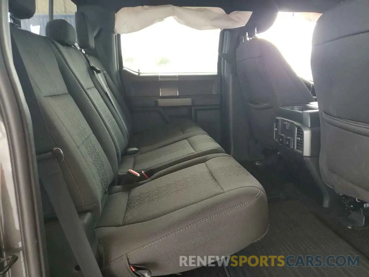10 Photograph of a damaged car 1FTEW1CP2KFC96903 FORD F-150 2019