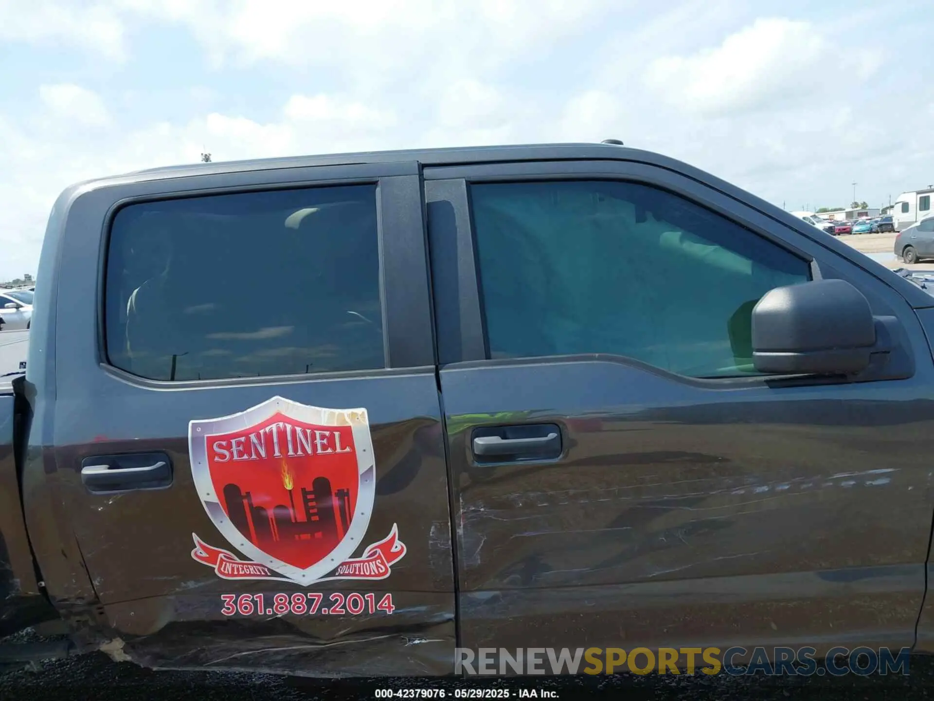 13 Photograph of a damaged car 1FTEW1CP2KKE59640 FORD F-150 2019