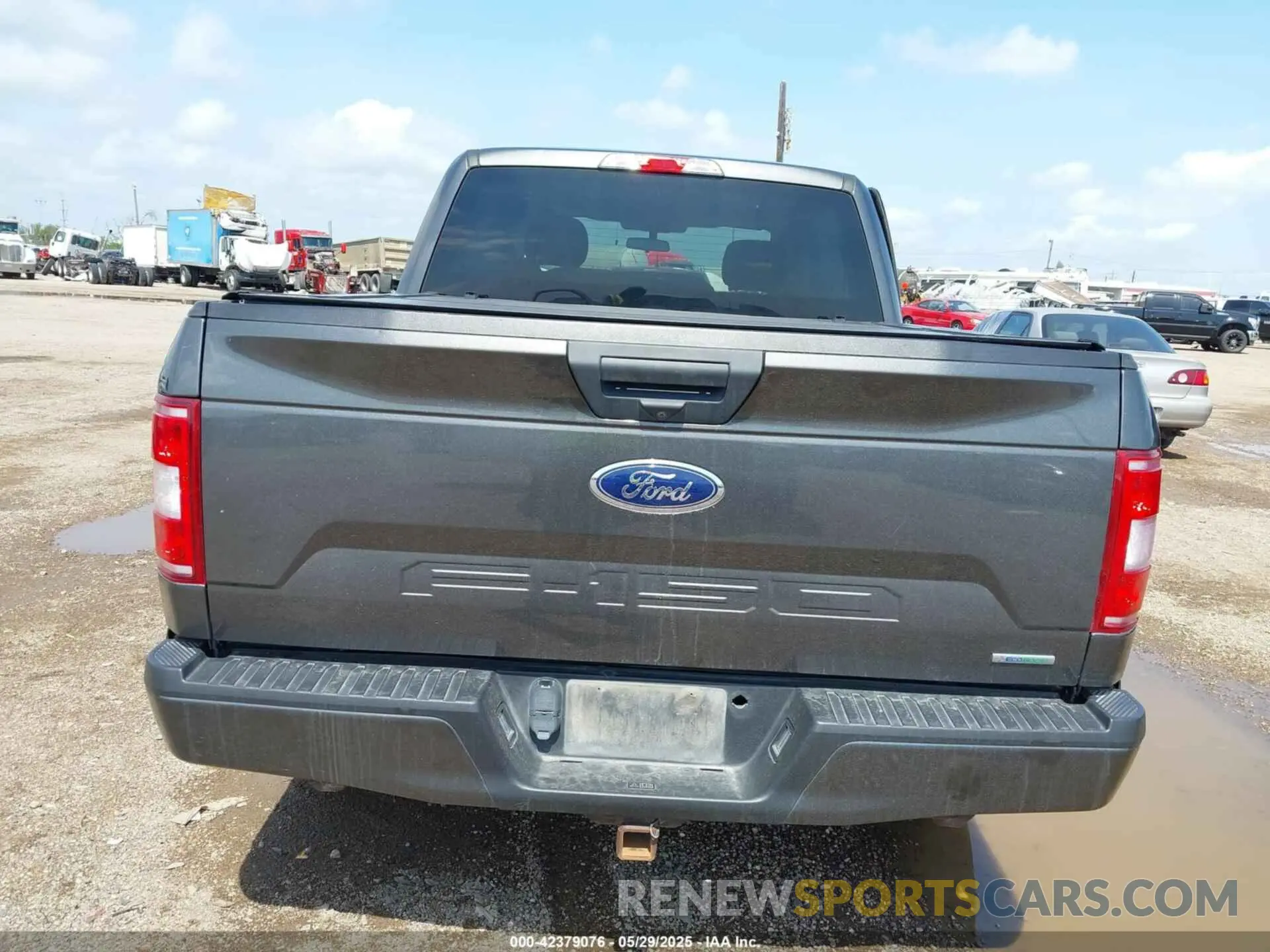 16 Photograph of a damaged car 1FTEW1CP2KKE59640 FORD F-150 2019