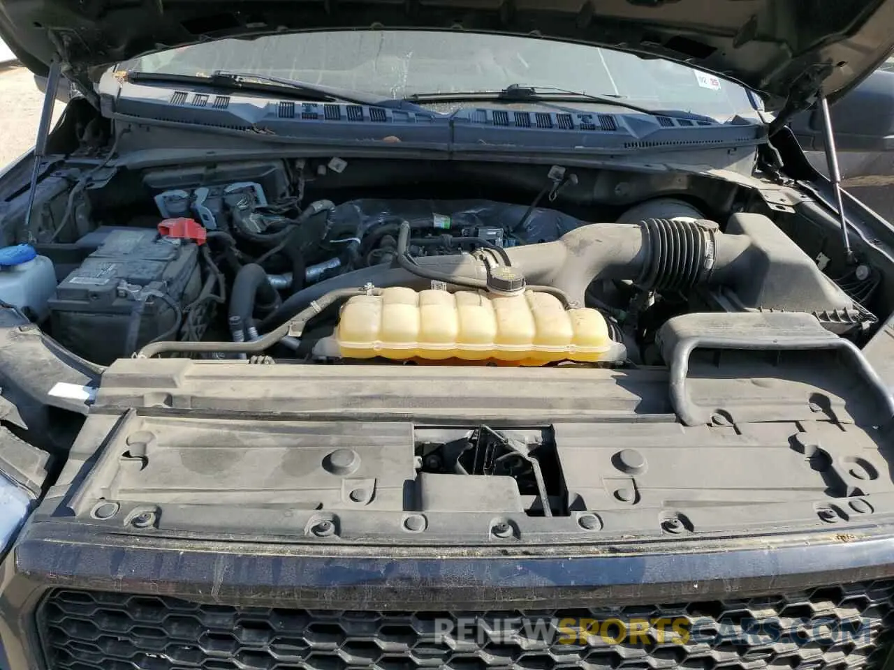 11 Photograph of a damaged car 1FTEW1CP3KKE20118 FORD F-150 2019