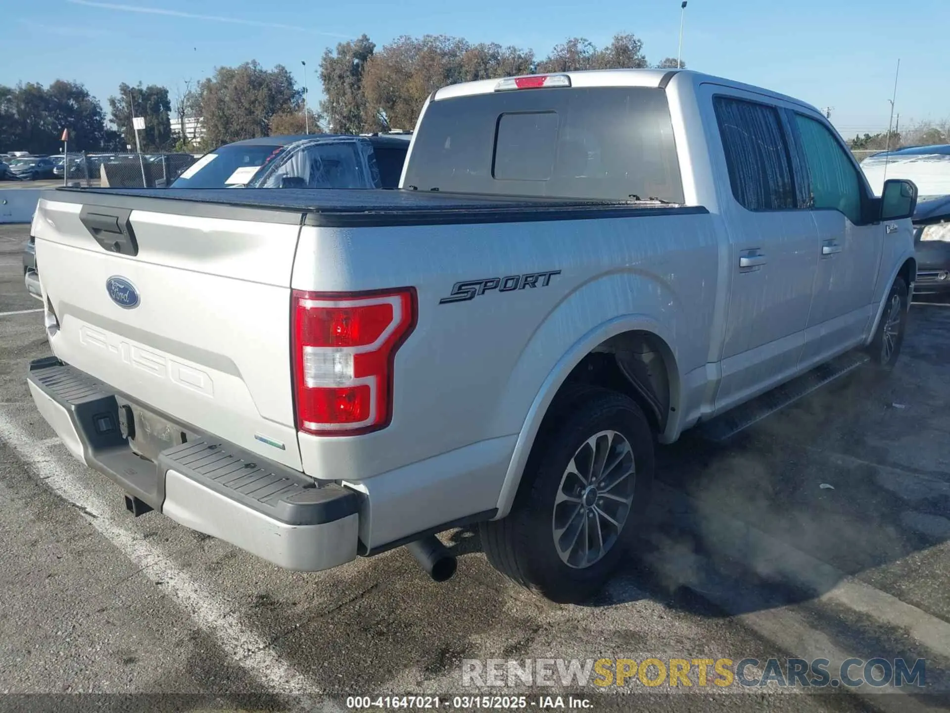 4 Photograph of a damaged car 1FTEW1CP4KKC34877 FORD F-150 2019