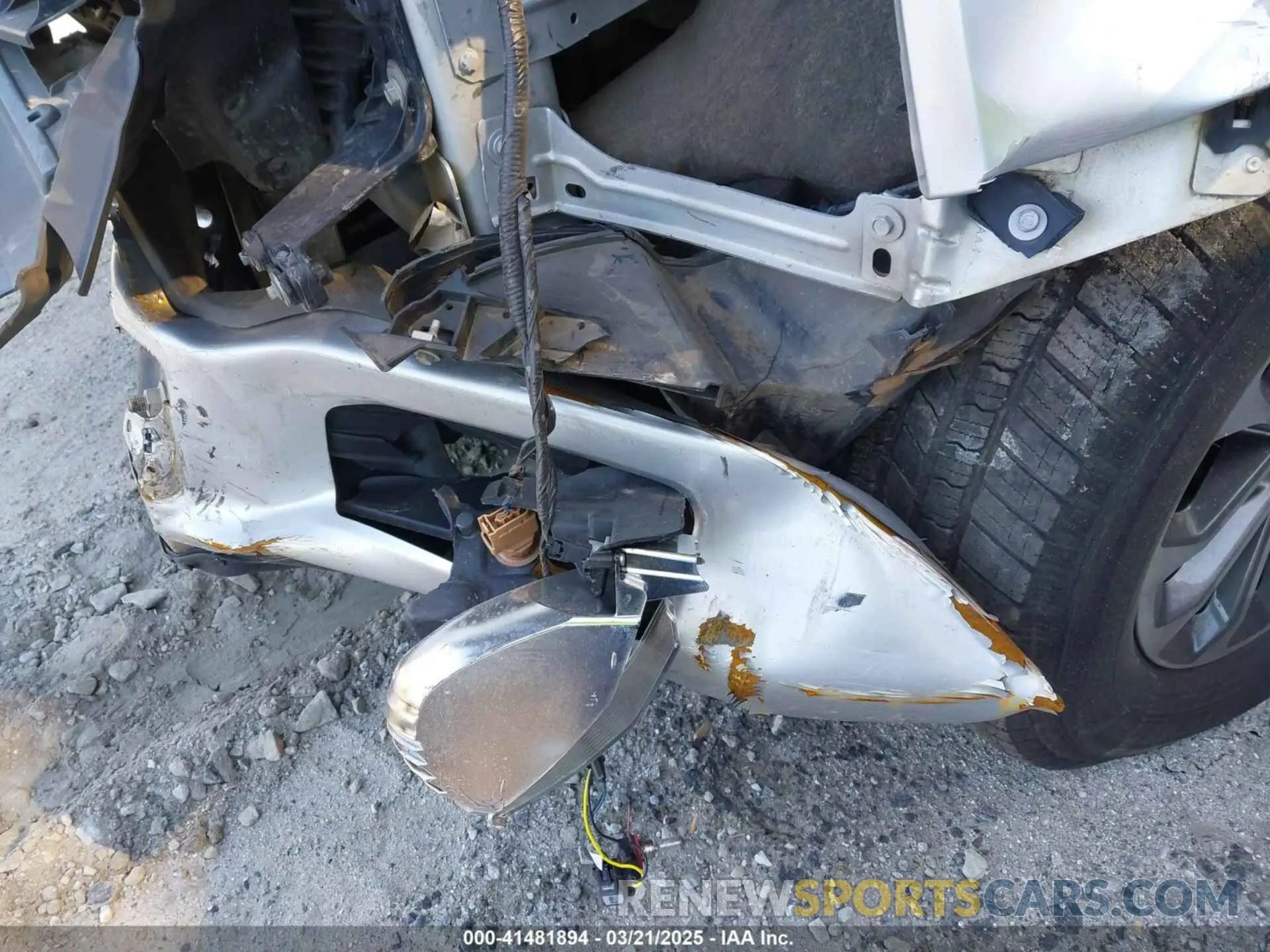 21 Photograph of a damaged car 1FTEW1CP5KFA84724 FORD F-150 2019