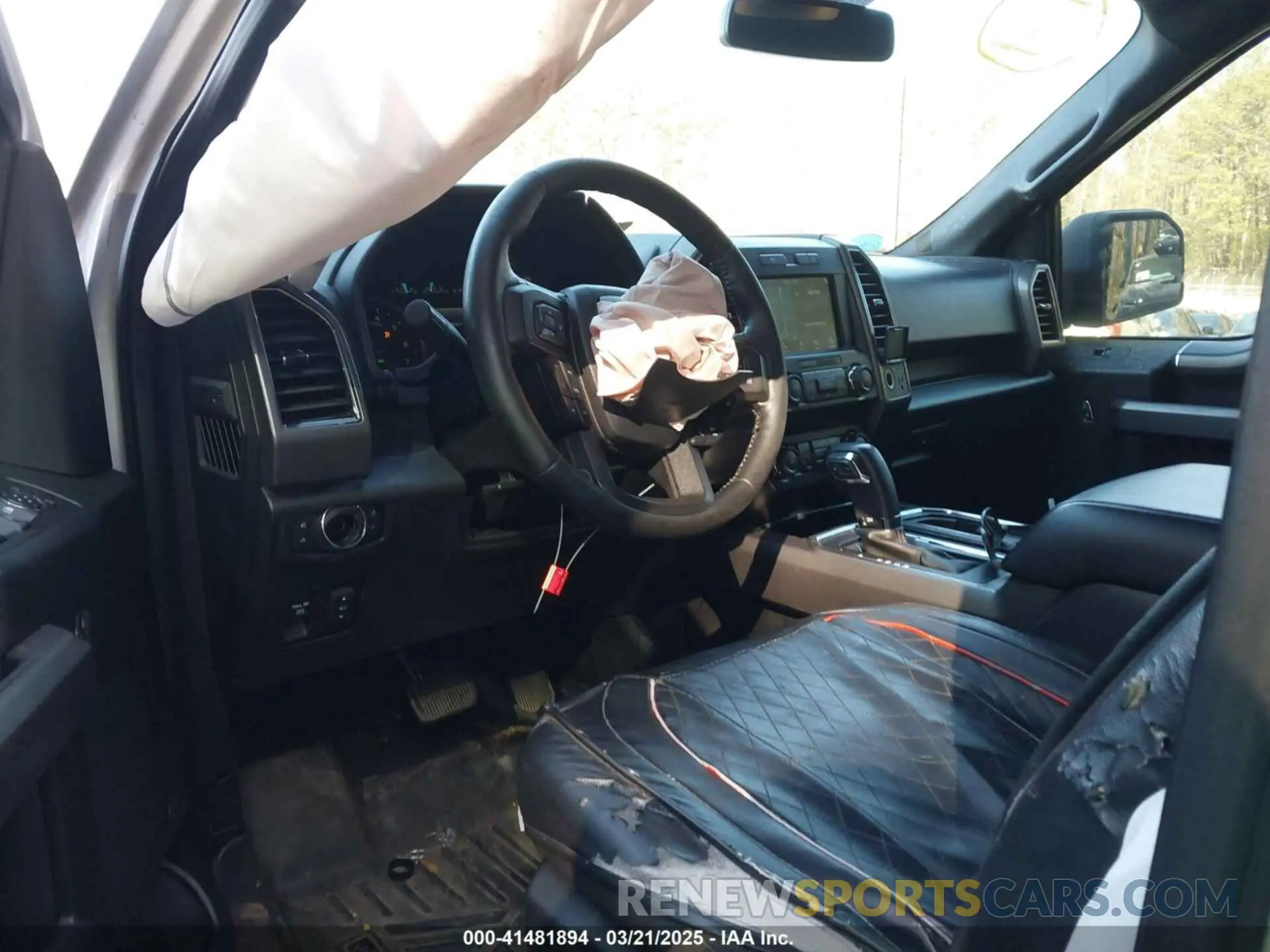 22 Photograph of a damaged car 1FTEW1CP5KFA84724 FORD F-150 2019