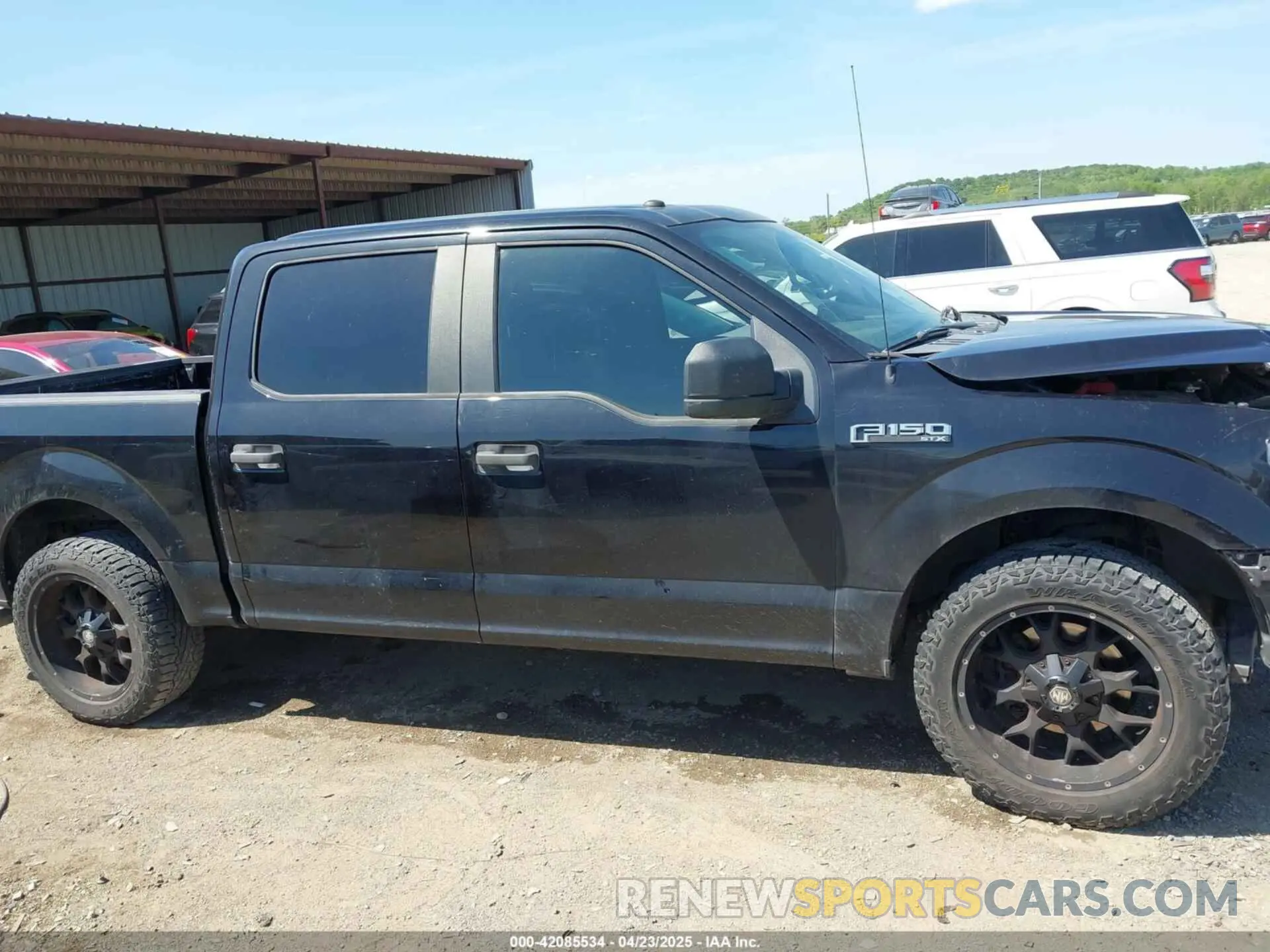 14 Photograph of a damaged car 1FTEW1CP5KKD12325 FORD F-150 2019