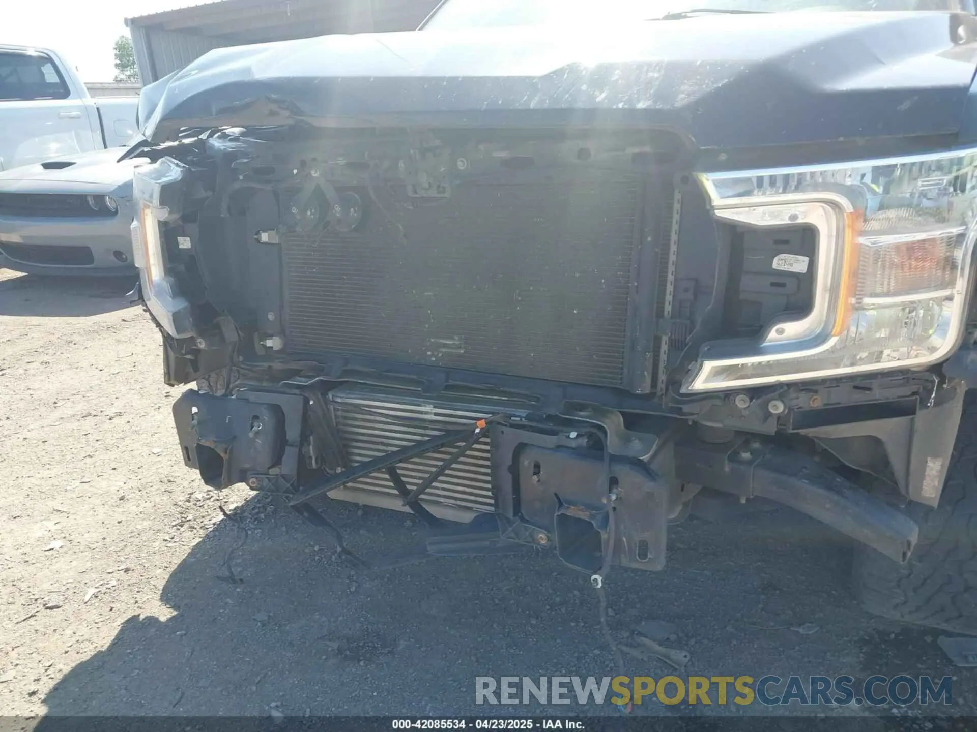 19 Photograph of a damaged car 1FTEW1CP5KKD12325 FORD F-150 2019