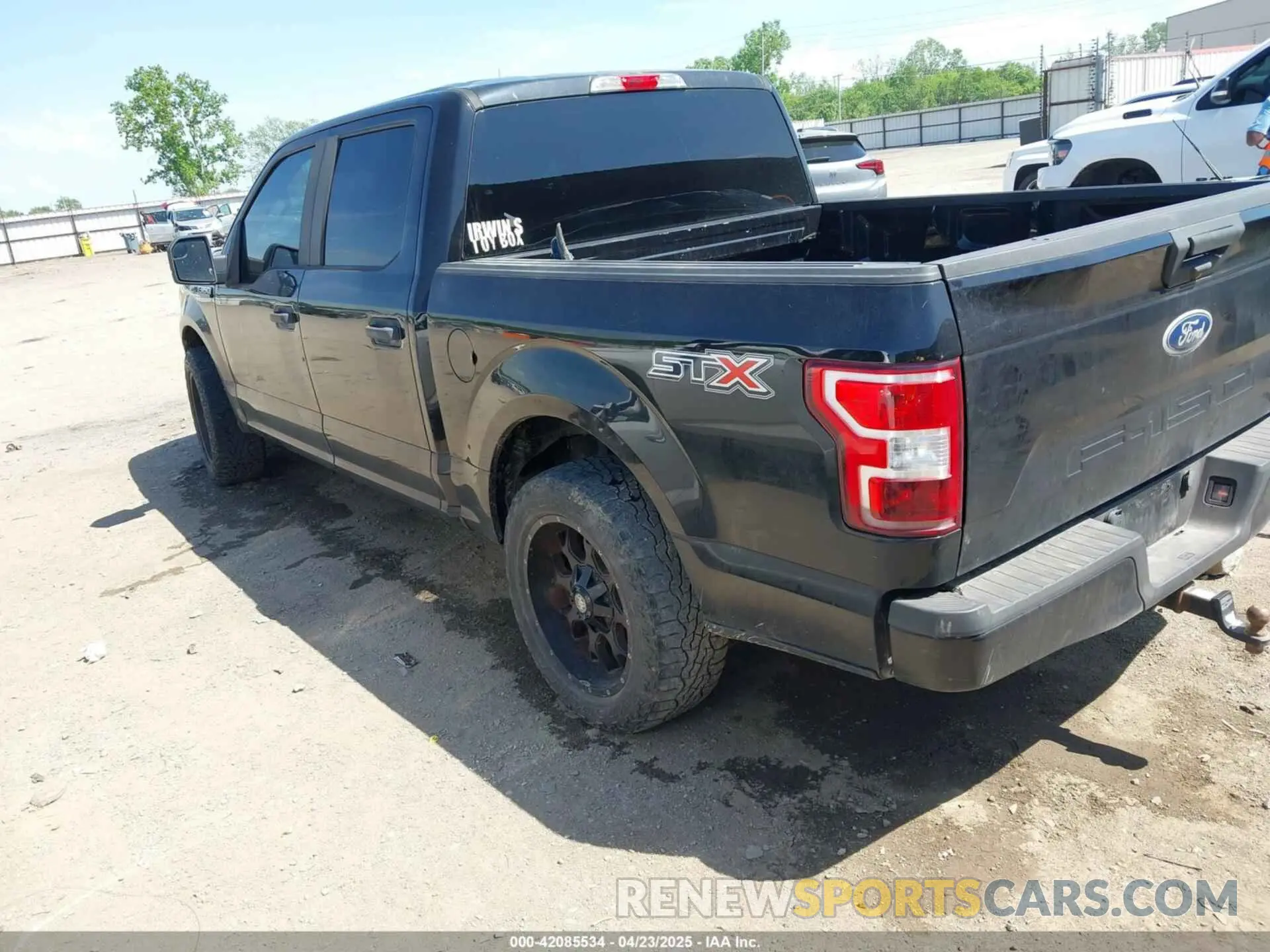 3 Photograph of a damaged car 1FTEW1CP5KKD12325 FORD F-150 2019