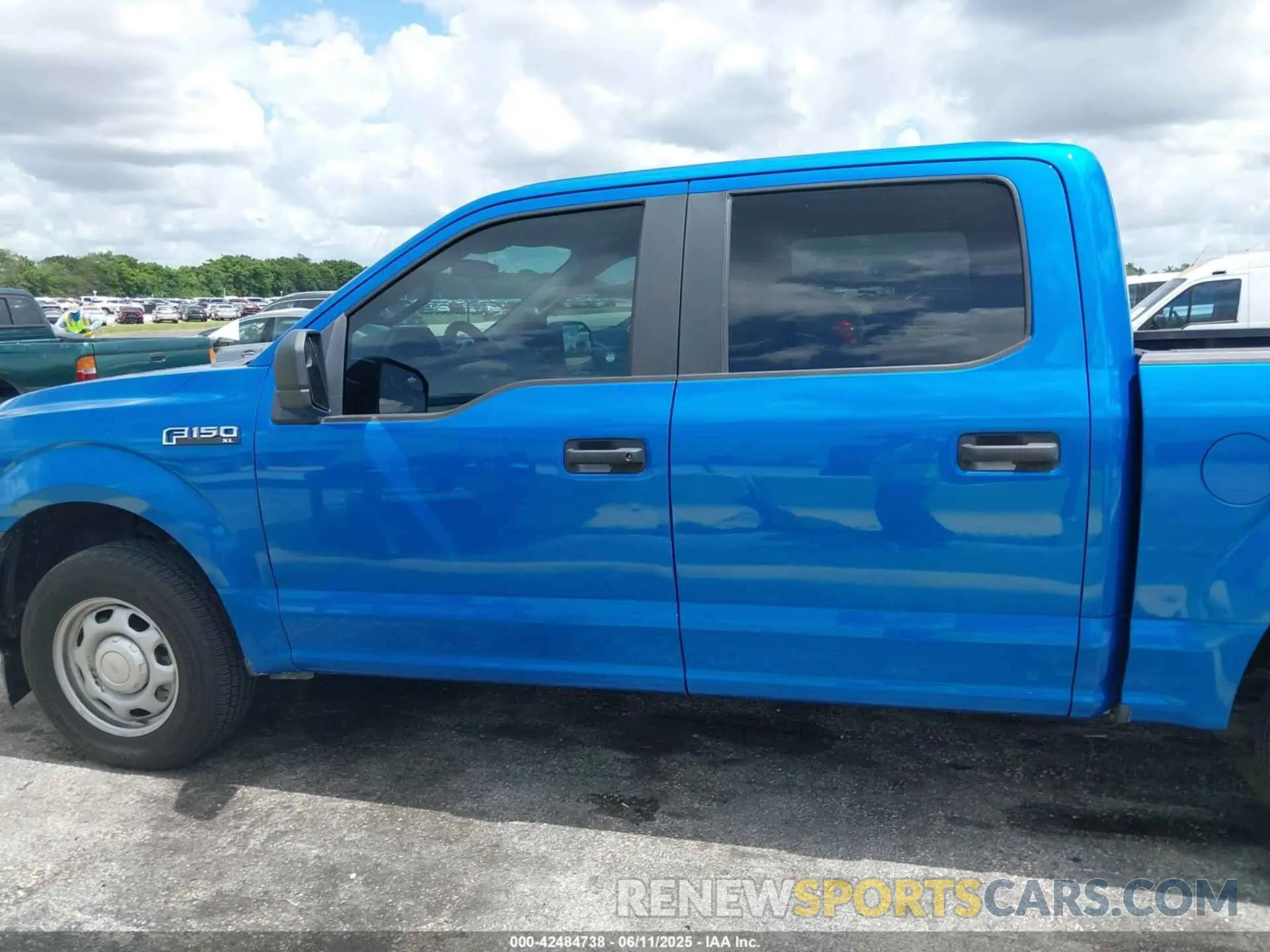 14 Photograph of a damaged car 1FTEW1CP5KKE83480 FORD F-150 2019