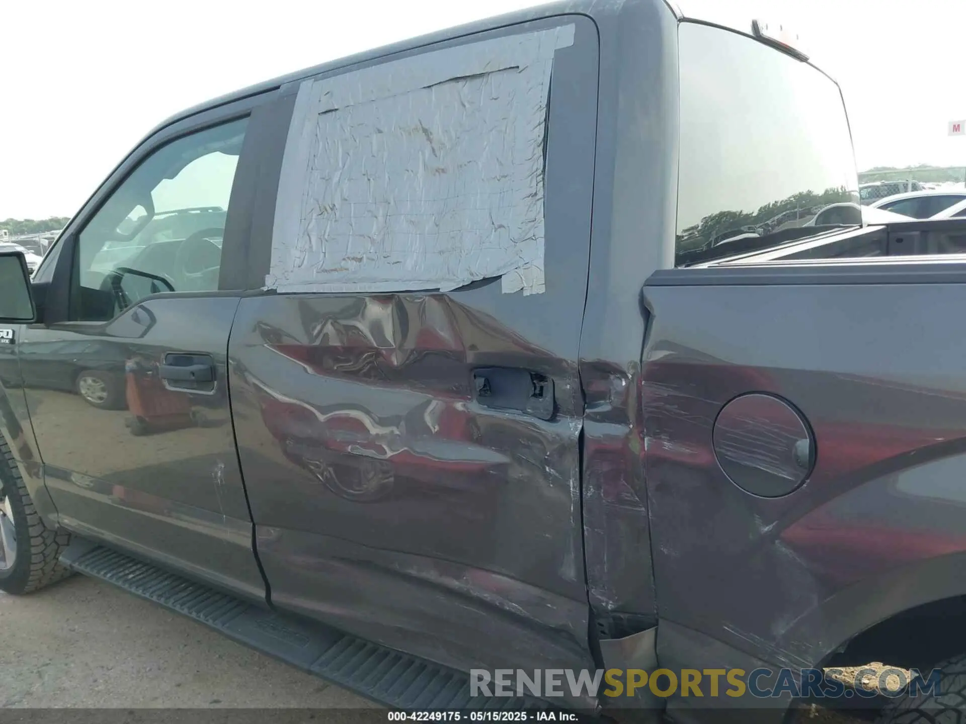 6 Photograph of a damaged car 1FTEW1CP6KKD43860 FORD F-150 2019