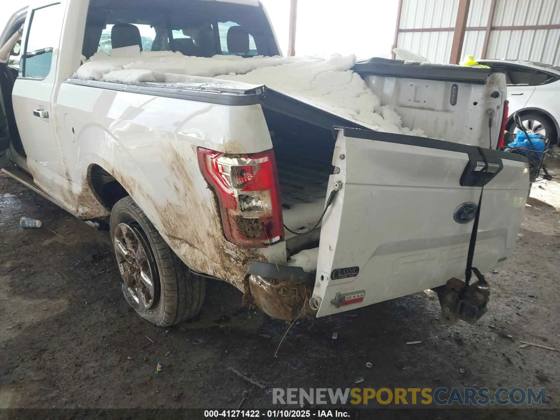 19 Photograph of a damaged car 1FTEW1CP7KKC75312 FORD F-150 2019