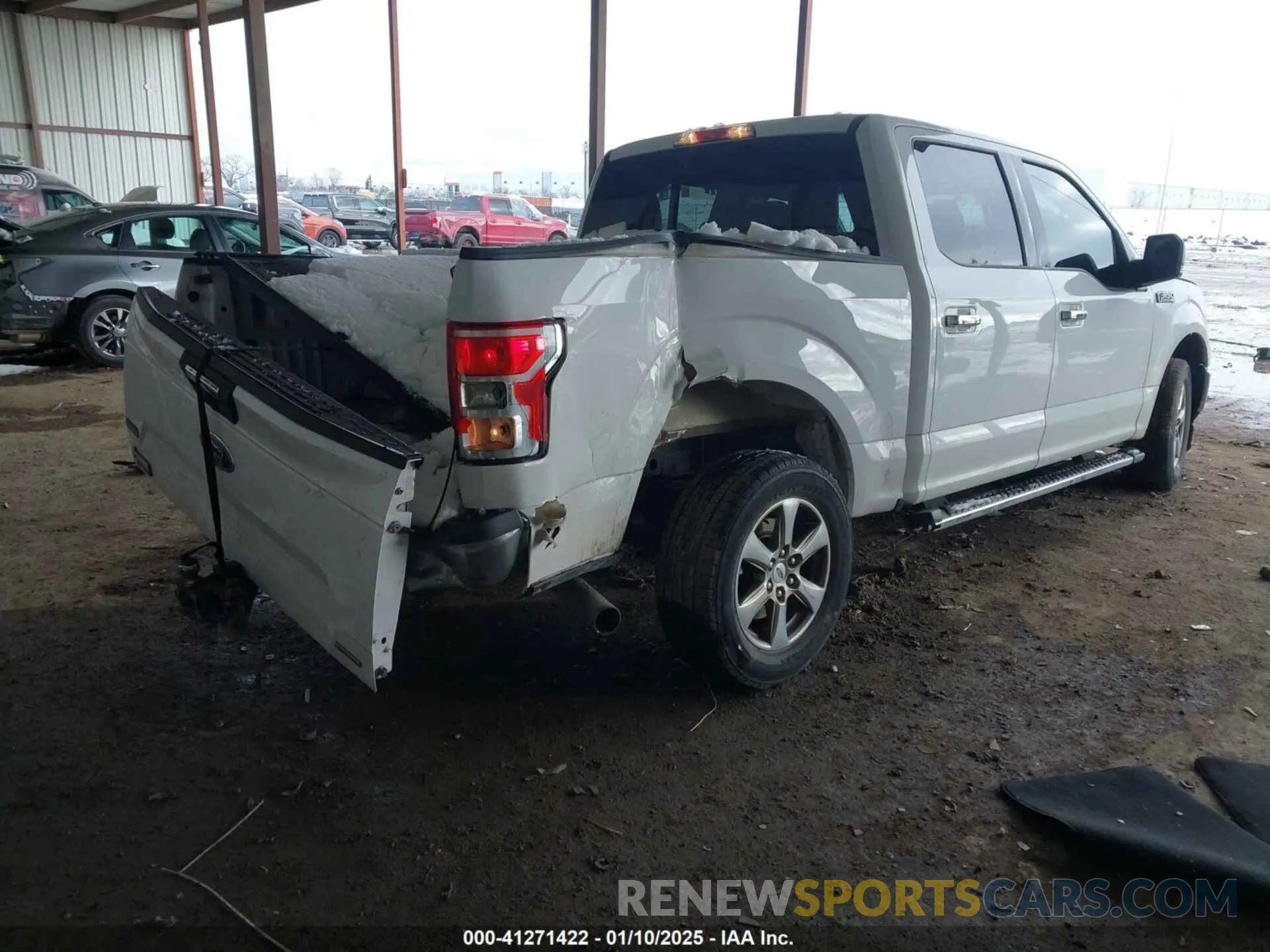 4 Photograph of a damaged car 1FTEW1CP7KKC75312 FORD F-150 2019