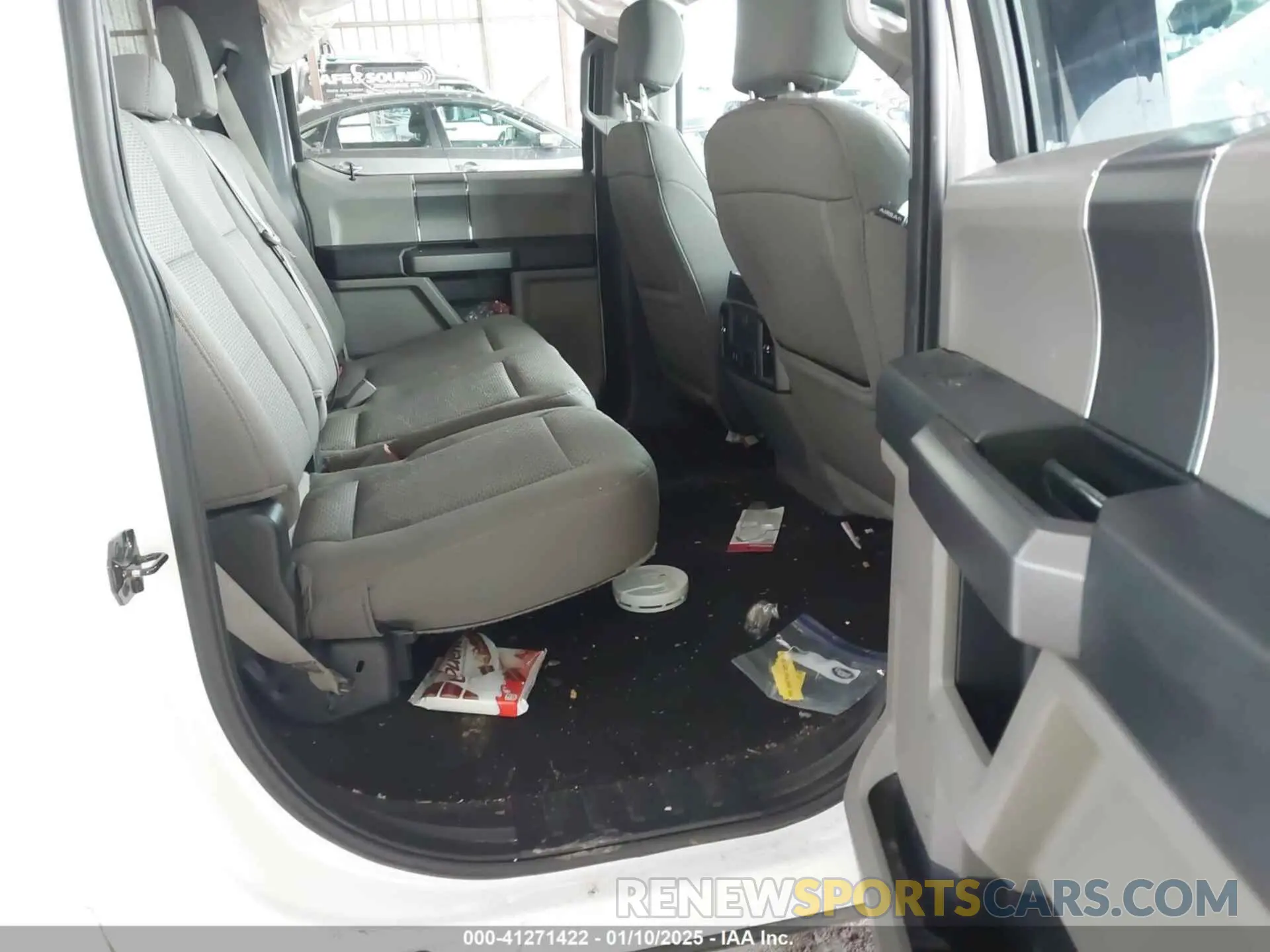 8 Photograph of a damaged car 1FTEW1CP7KKC75312 FORD F-150 2019