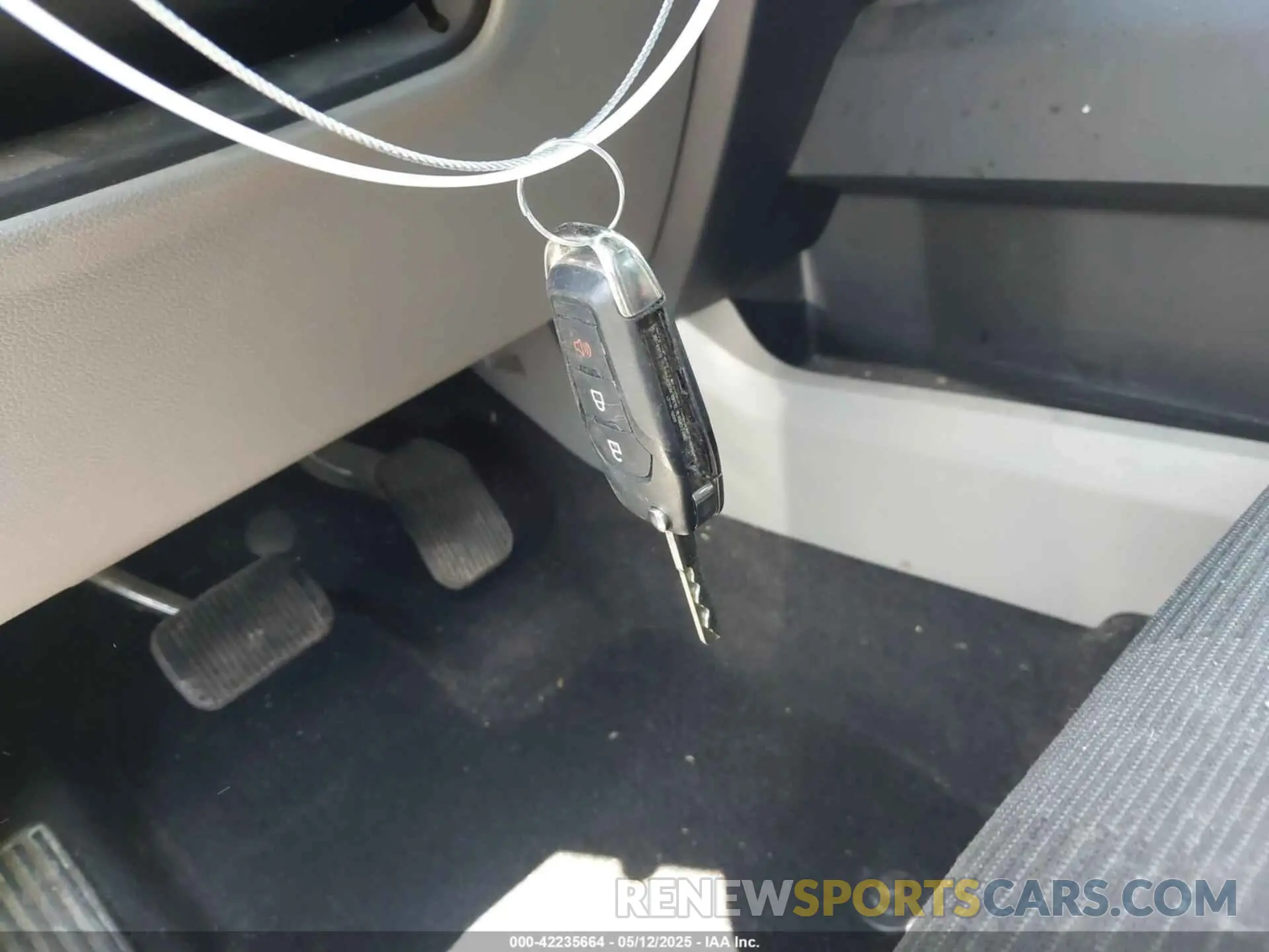 11 Photograph of a damaged car 1FTEW1CP7KKE04696 FORD F-150 2019