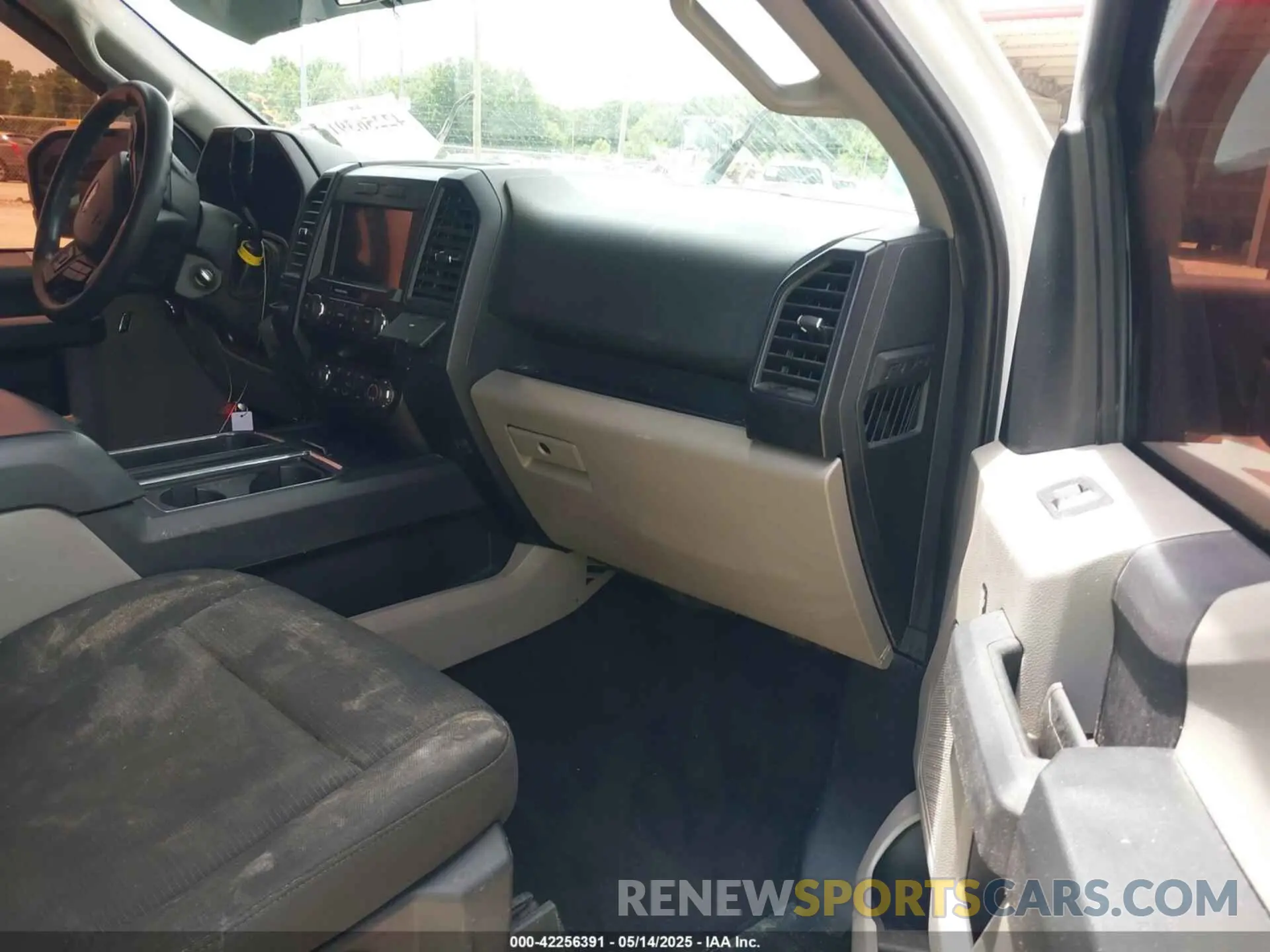 5 Photograph of a damaged car 1FTEW1CP7KKE29338 FORD F-150 2019