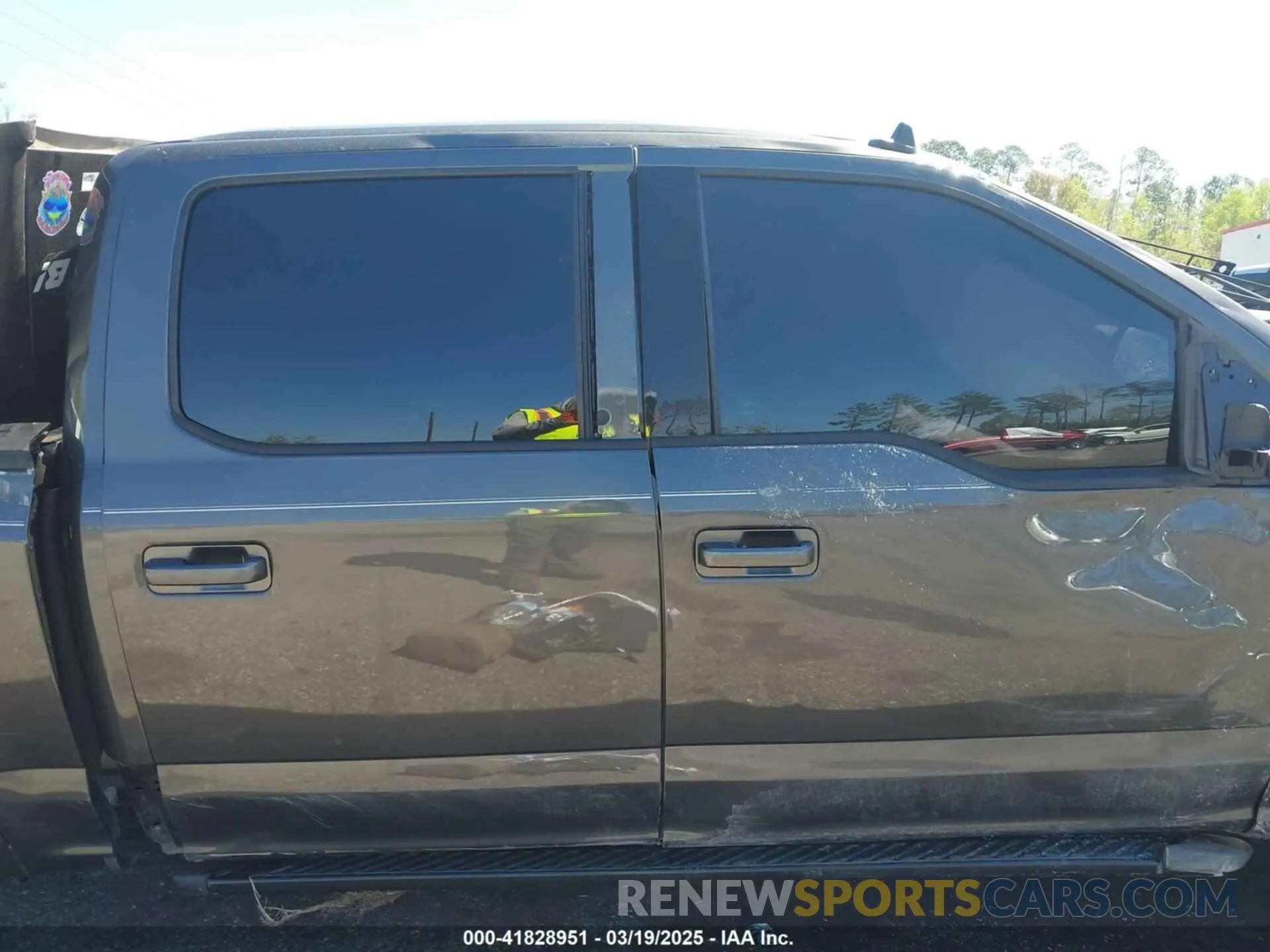 13 Photograph of a damaged car 1FTEW1CP7KKE73193 FORD F-150 2019