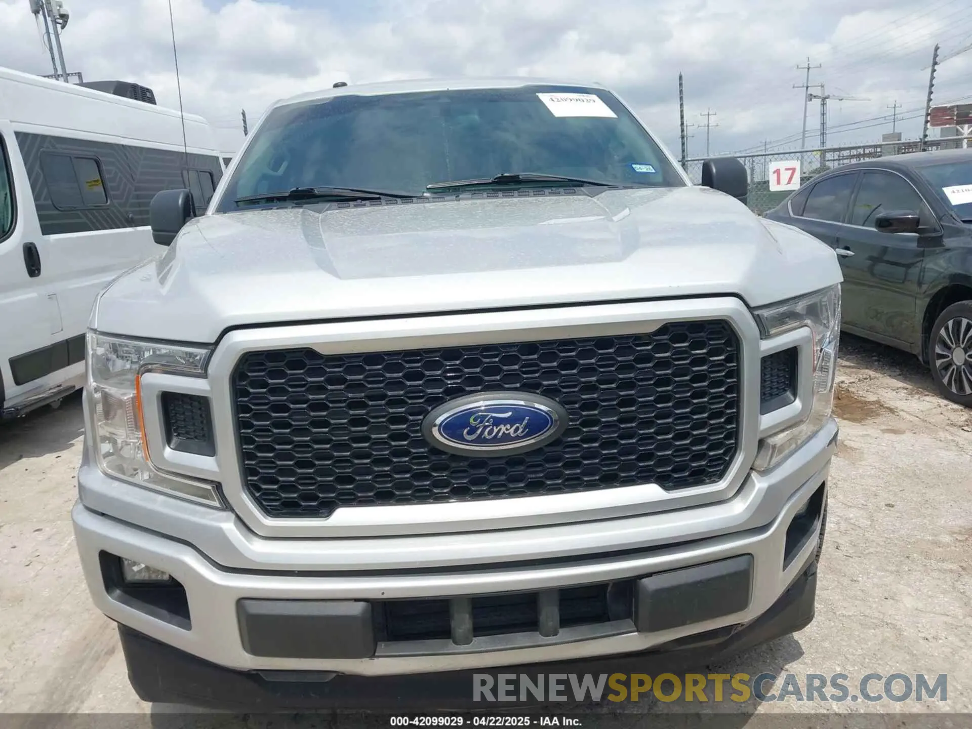 12 Photograph of a damaged car 1FTEW1CPXKKC96722 FORD F-150 2019