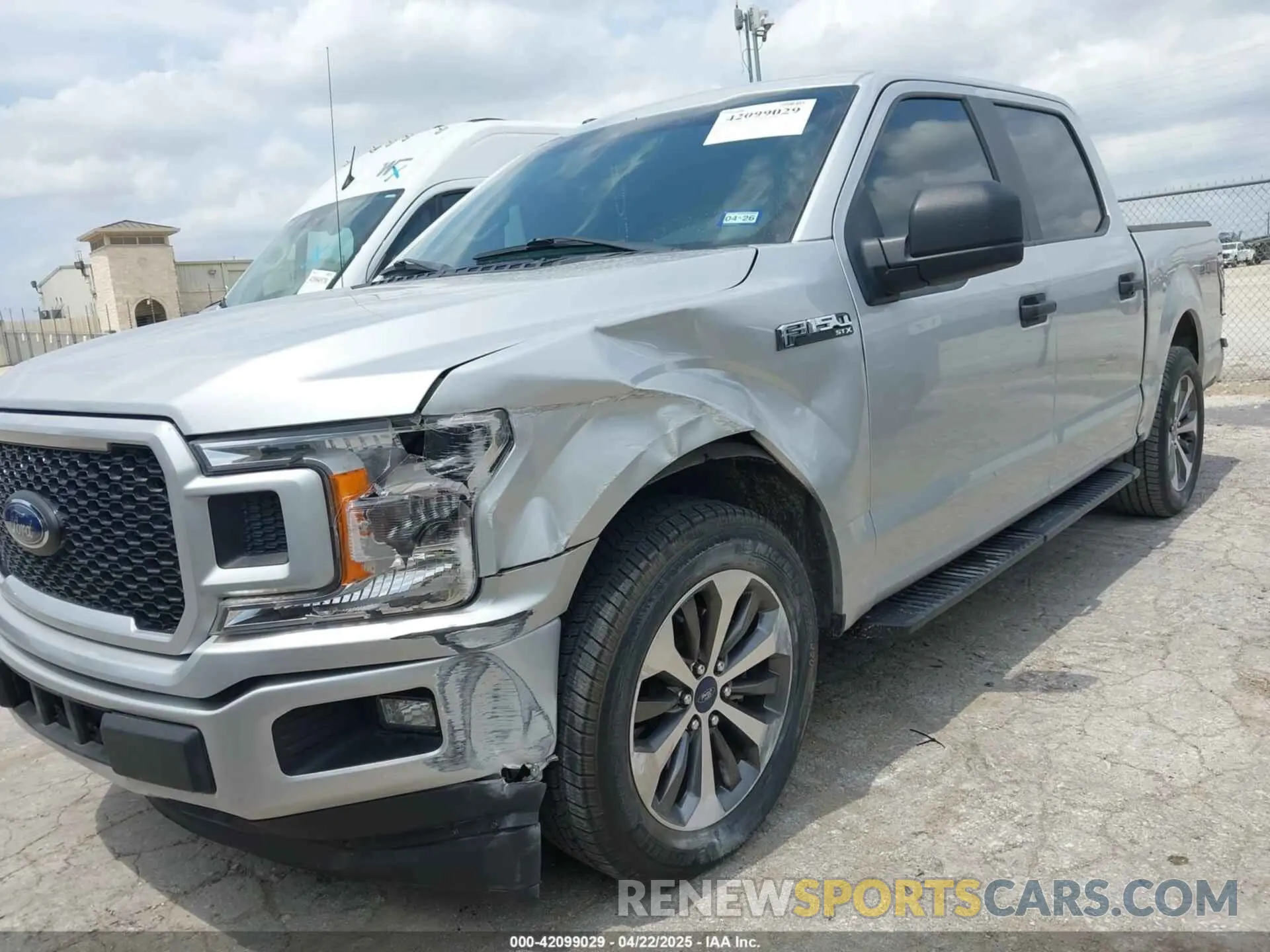 6 Photograph of a damaged car 1FTEW1CPXKKC96722 FORD F-150 2019