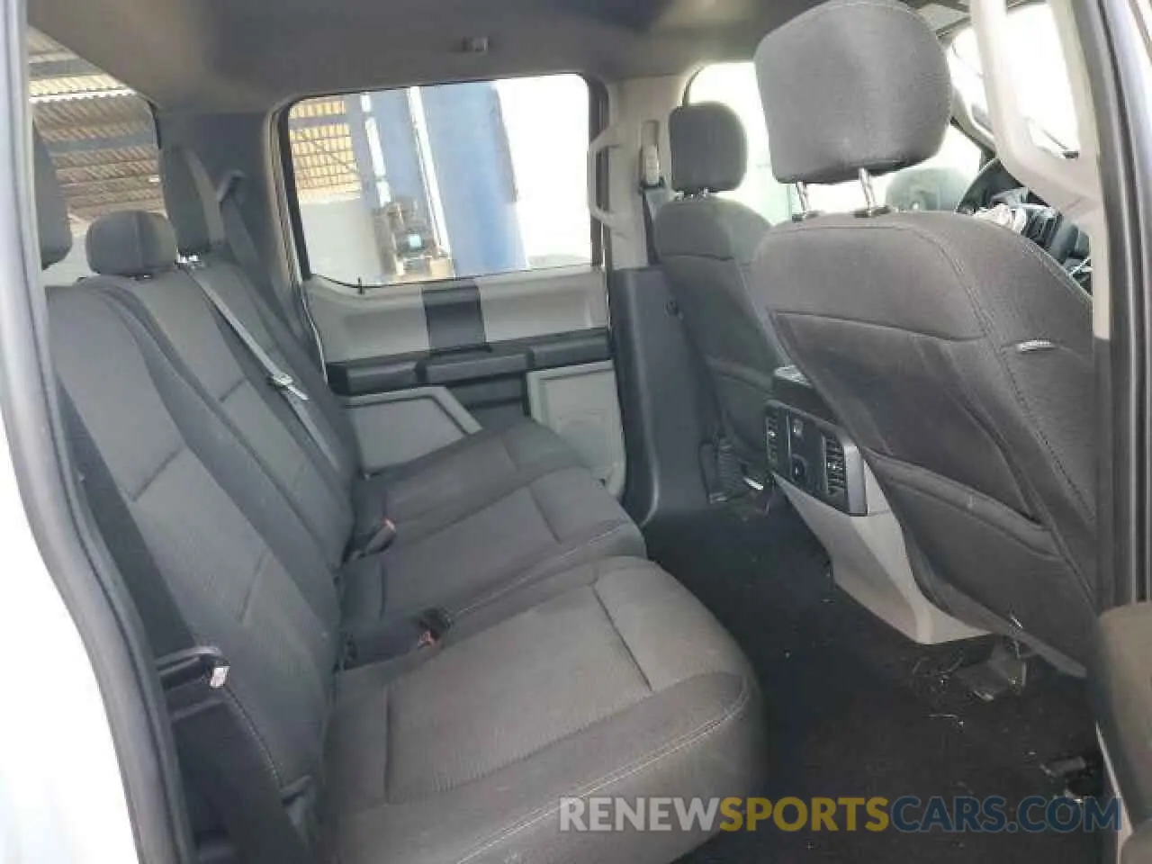 10 Photograph of a damaged car 1FTEW1CPXKKE65301 FORD F-150 2019