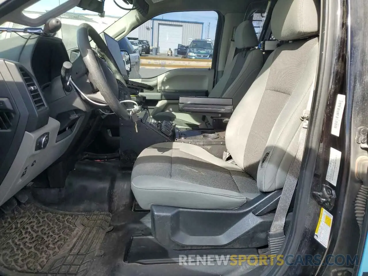 7 Photograph of a damaged car 1FTEW1E40KKD30525 FORD F-150 2019