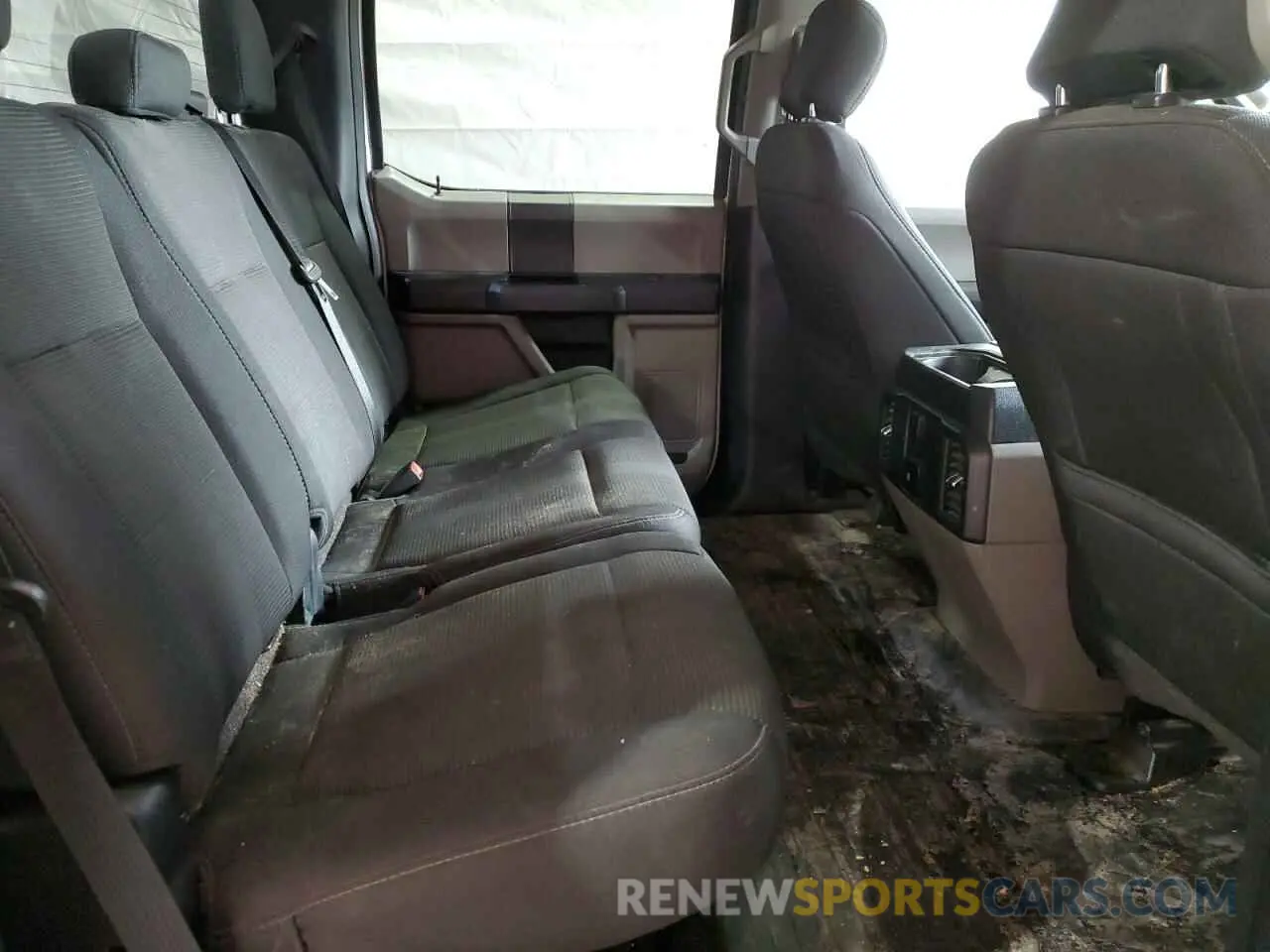 10 Photograph of a damaged car 1FTEW1E41KFD07022 FORD F-150 2019