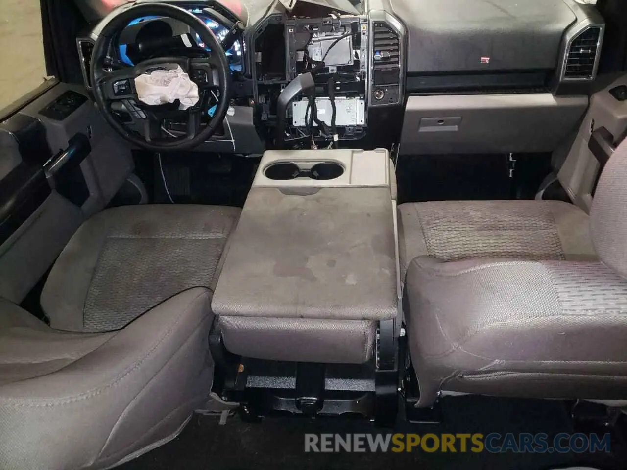 8 Photograph of a damaged car 1FTEW1E41KKE94771 FORD F-150 2019