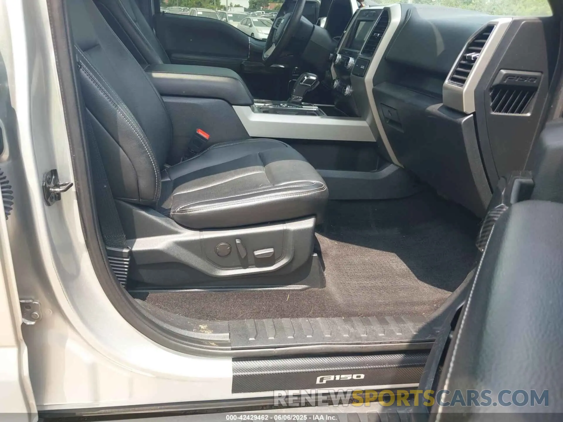 5 Photograph of a damaged car 1FTEW1E42KFC75164 FORD F-150 2019