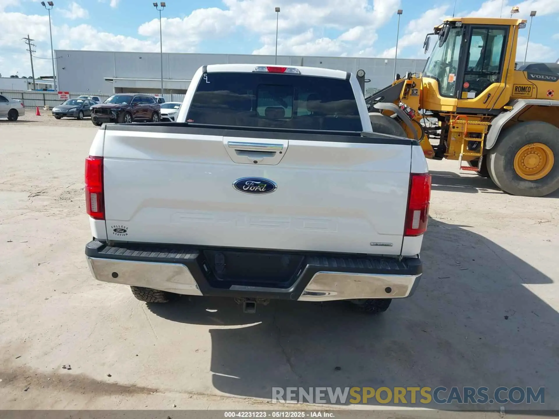 15 Photograph of a damaged car 1FTEW1E42KKD71450 FORD F-150 2019