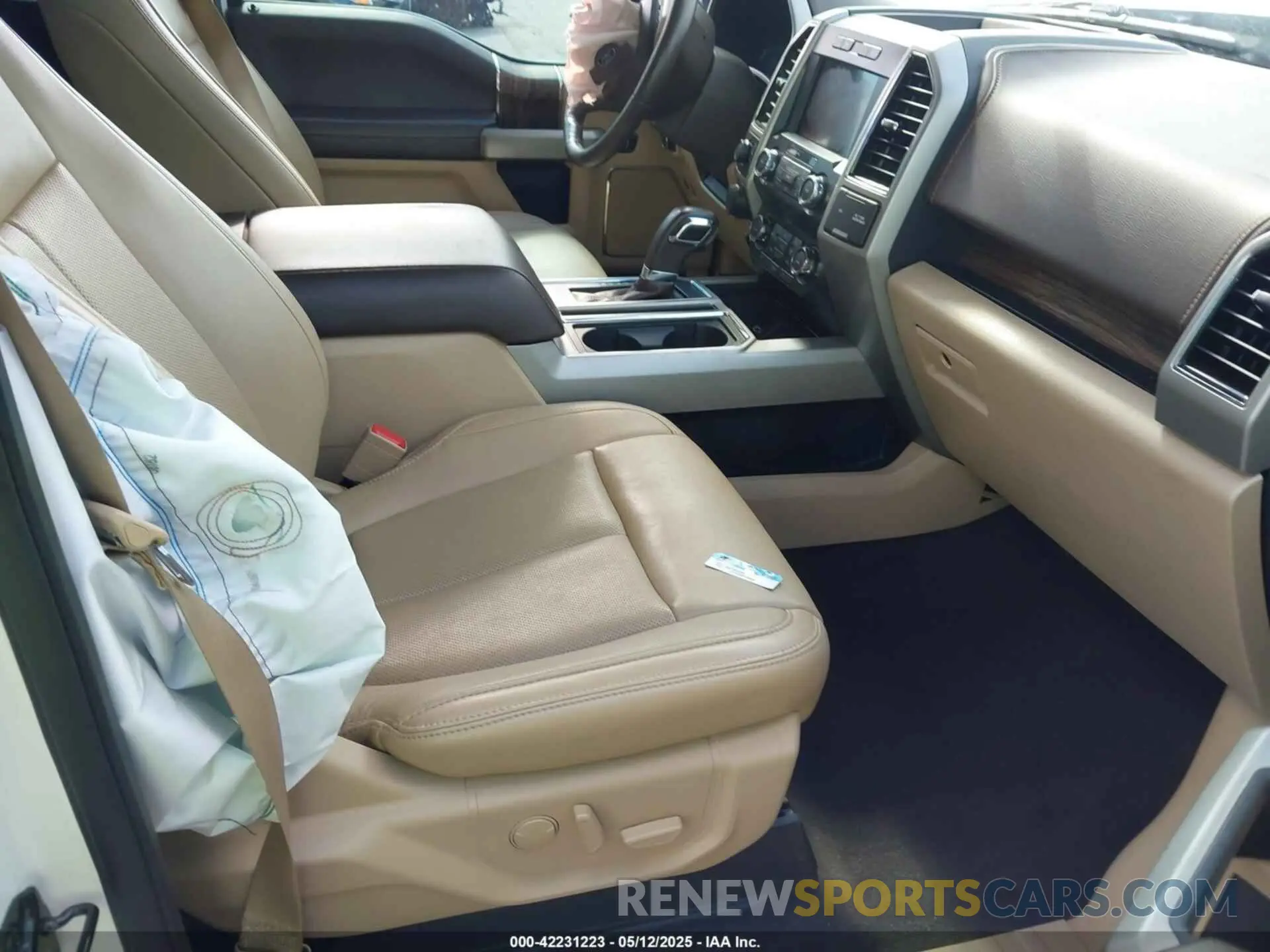 5 Photograph of a damaged car 1FTEW1E42KKD71450 FORD F-150 2019