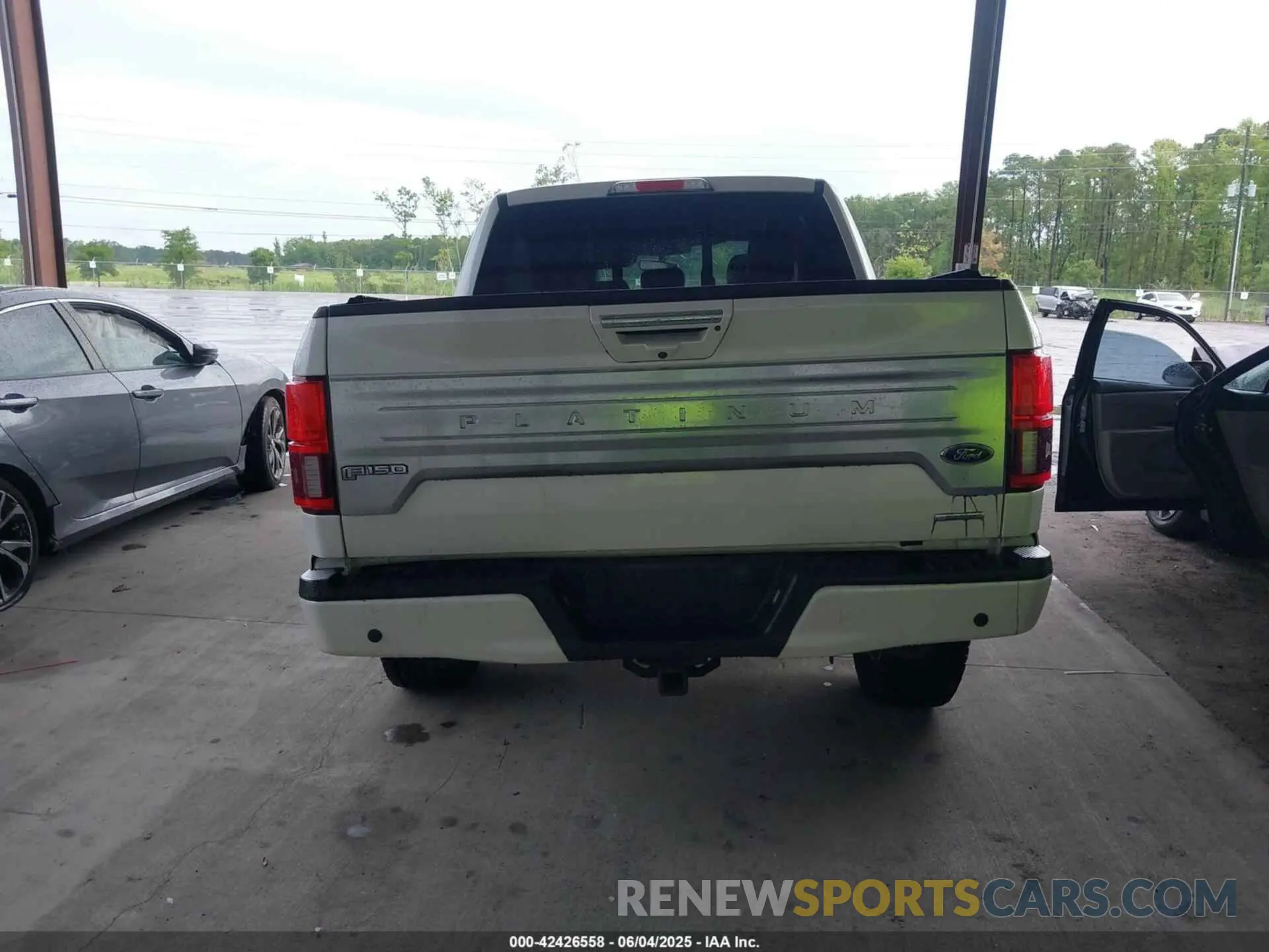 16 Photograph of a damaged car 1FTEW1E43KFA95885 FORD F-150 2019