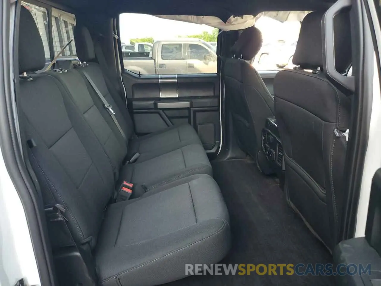 10 Photograph of a damaged car 1FTEW1E43KFB14659 FORD F-150 2019