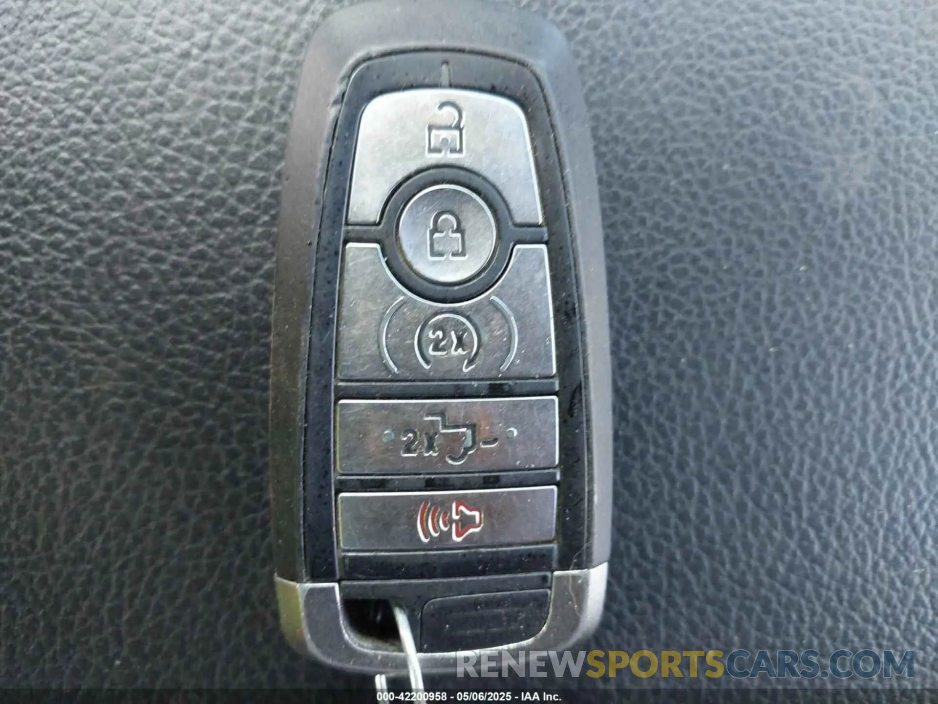 11 Photograph of a damaged car 1FTEW1E43KFB75154 FORD F-150 2019