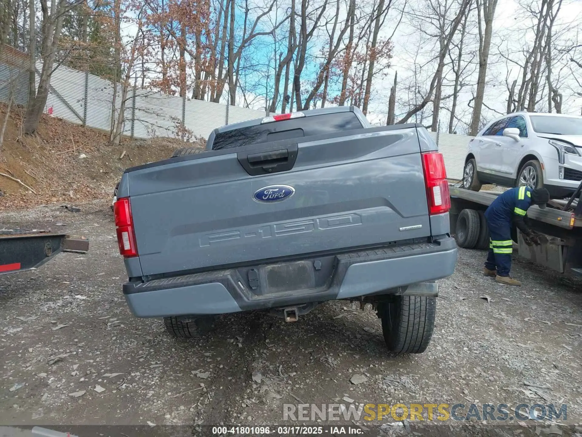 17 Photograph of a damaged car 1FTEW1E43KFB89314 FORD F-150 2019