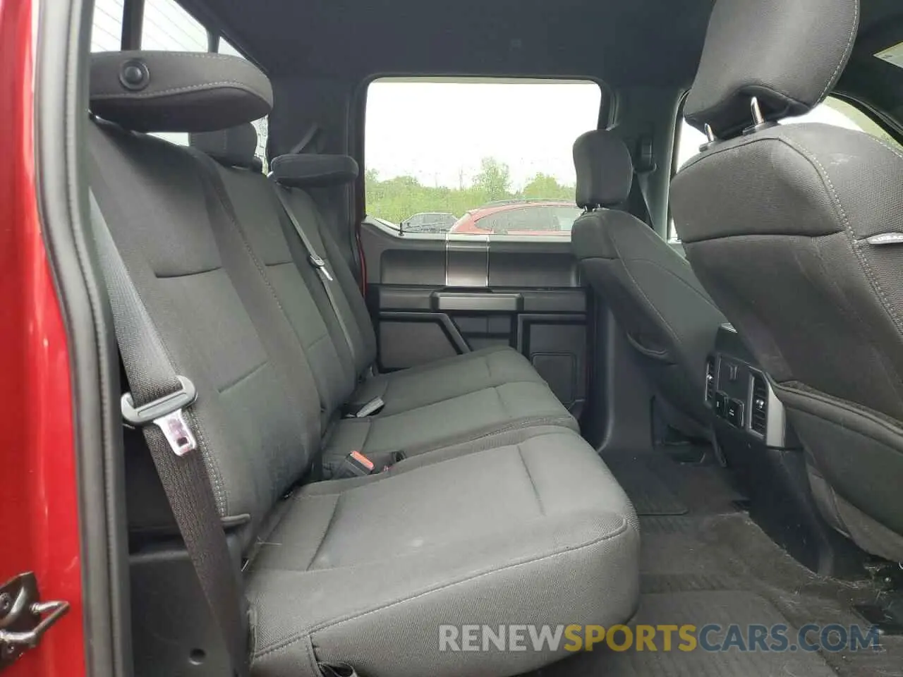 10 Photograph of a damaged car 1FTEW1E43KFB93928 FORD F-150 2019