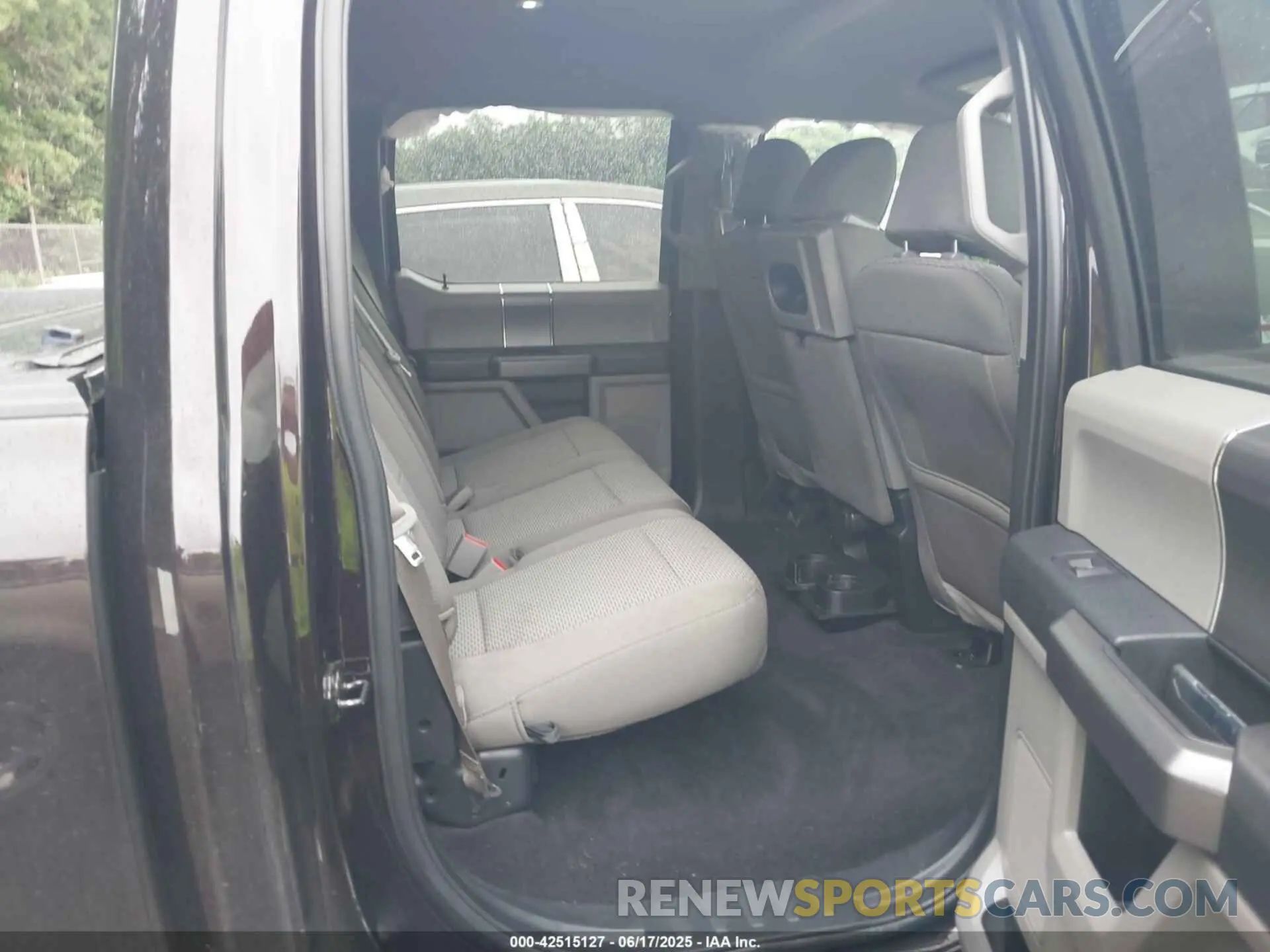 8 Photograph of a damaged car 1FTEW1E43KFC42089 FORD F-150 2019