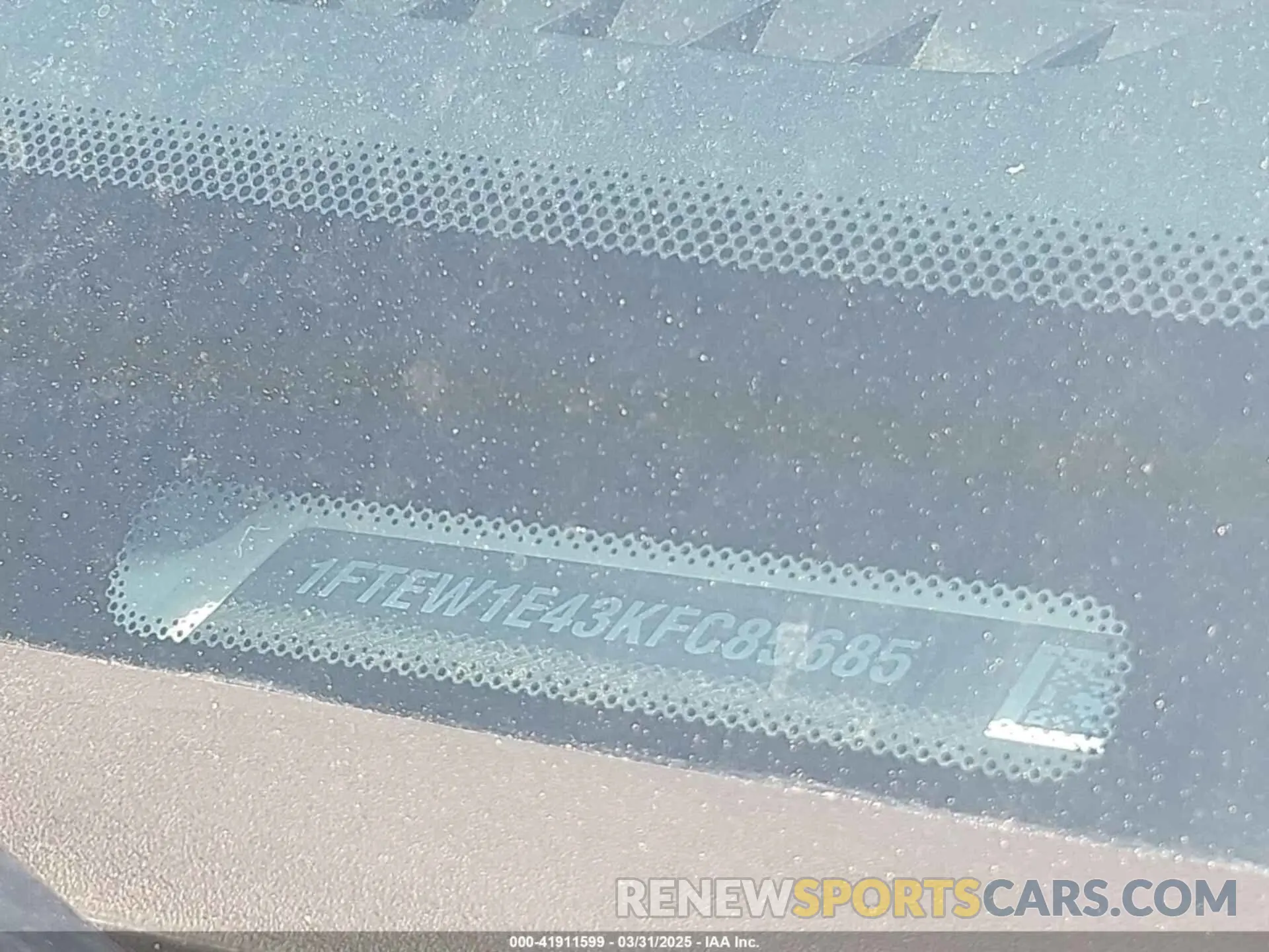 17 Photograph of a damaged car 1FTEW1E43KFC85685 FORD F-150 2019