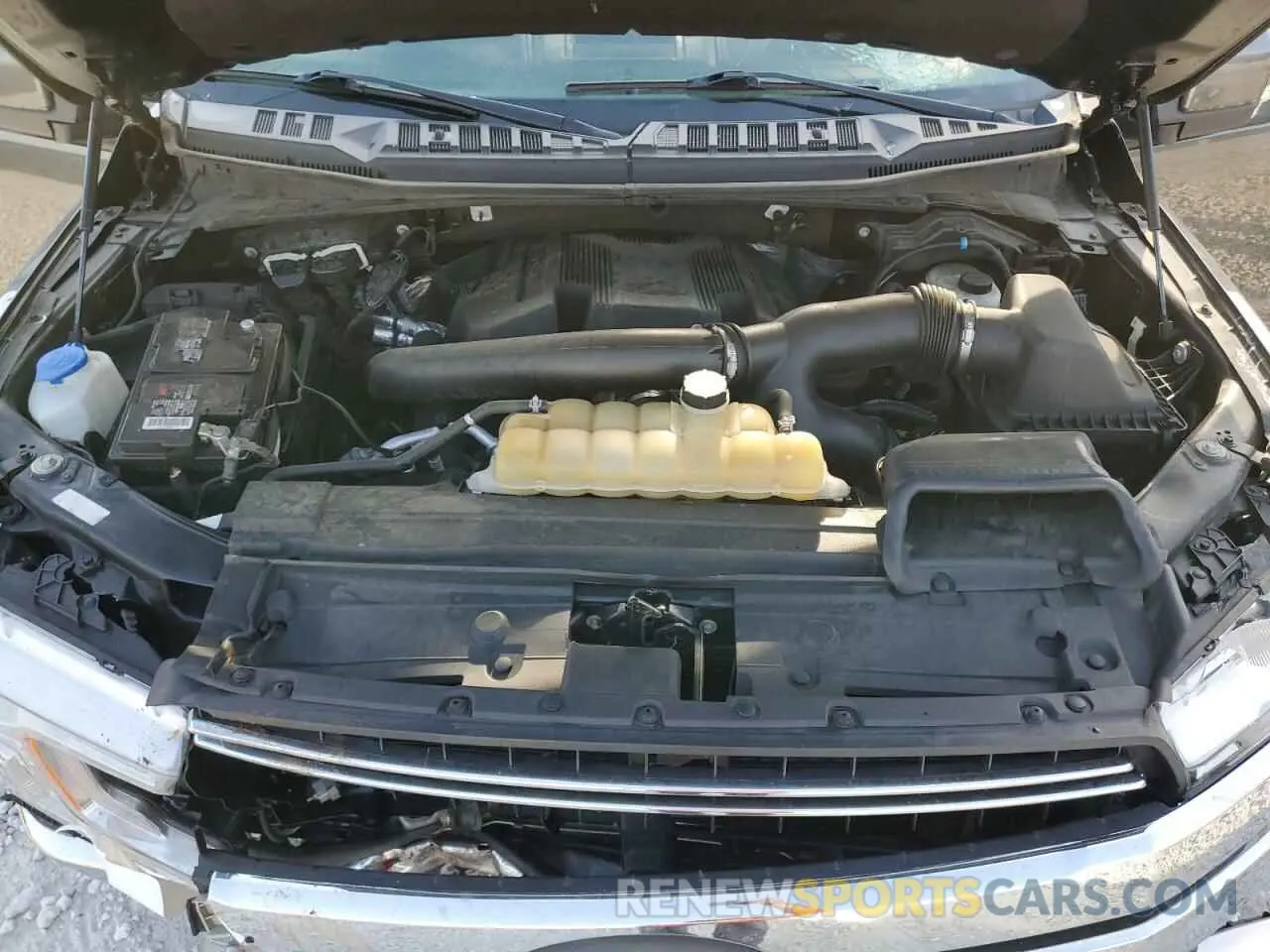 11 Photograph of a damaged car 1FTEW1E44KFC52033 FORD F-150 2019